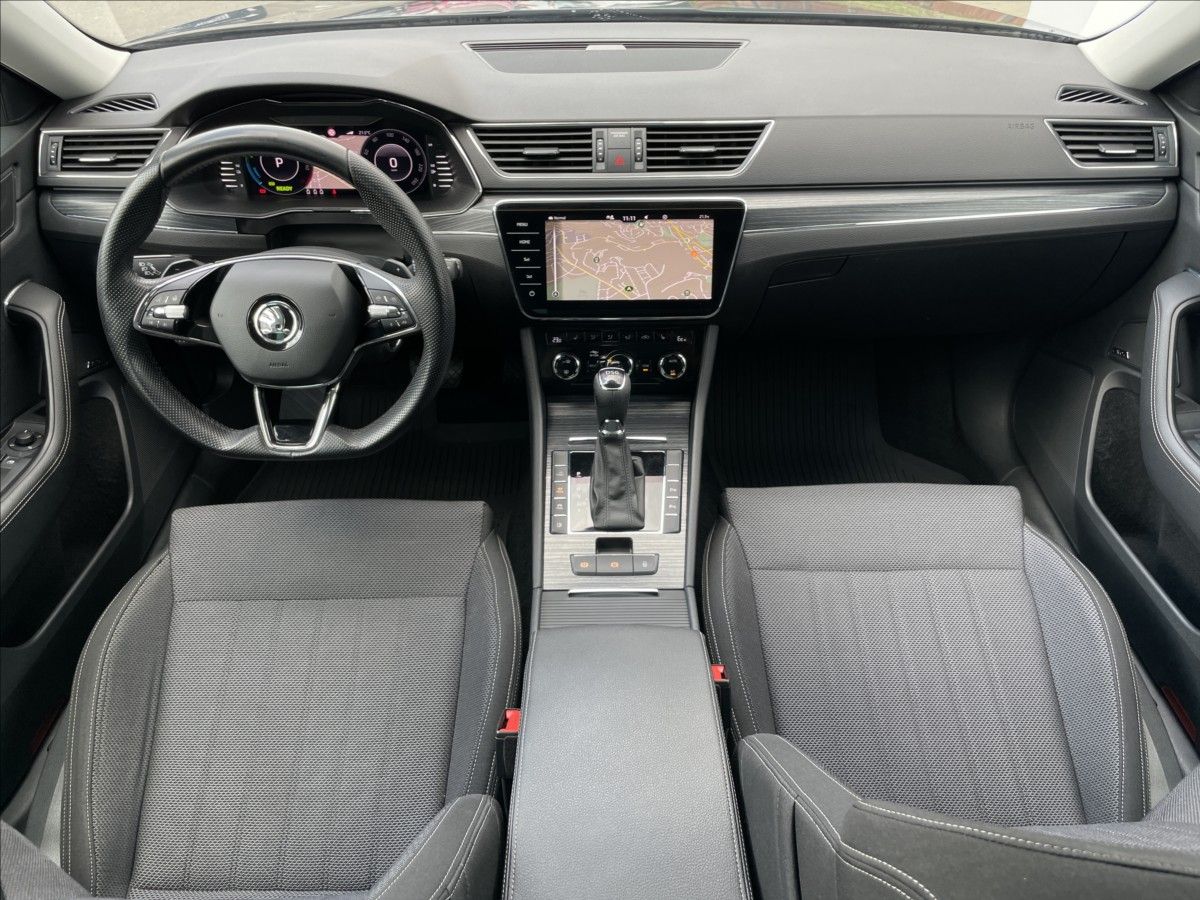 Škoda Superb, 1,4 TSI DSG Style ACC+NAVI  iV - fotka 6