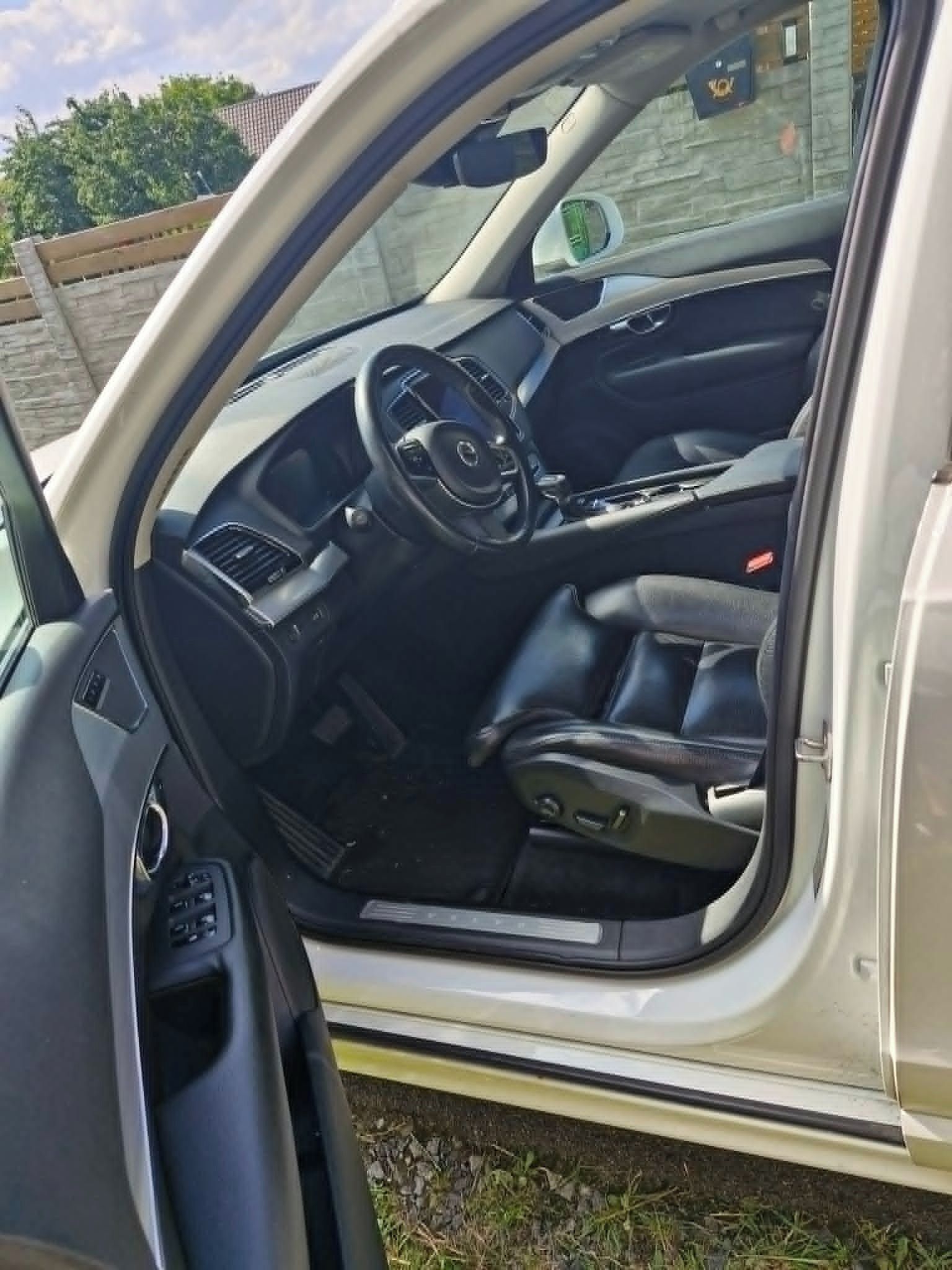 Volvo XC90 - fotka 5