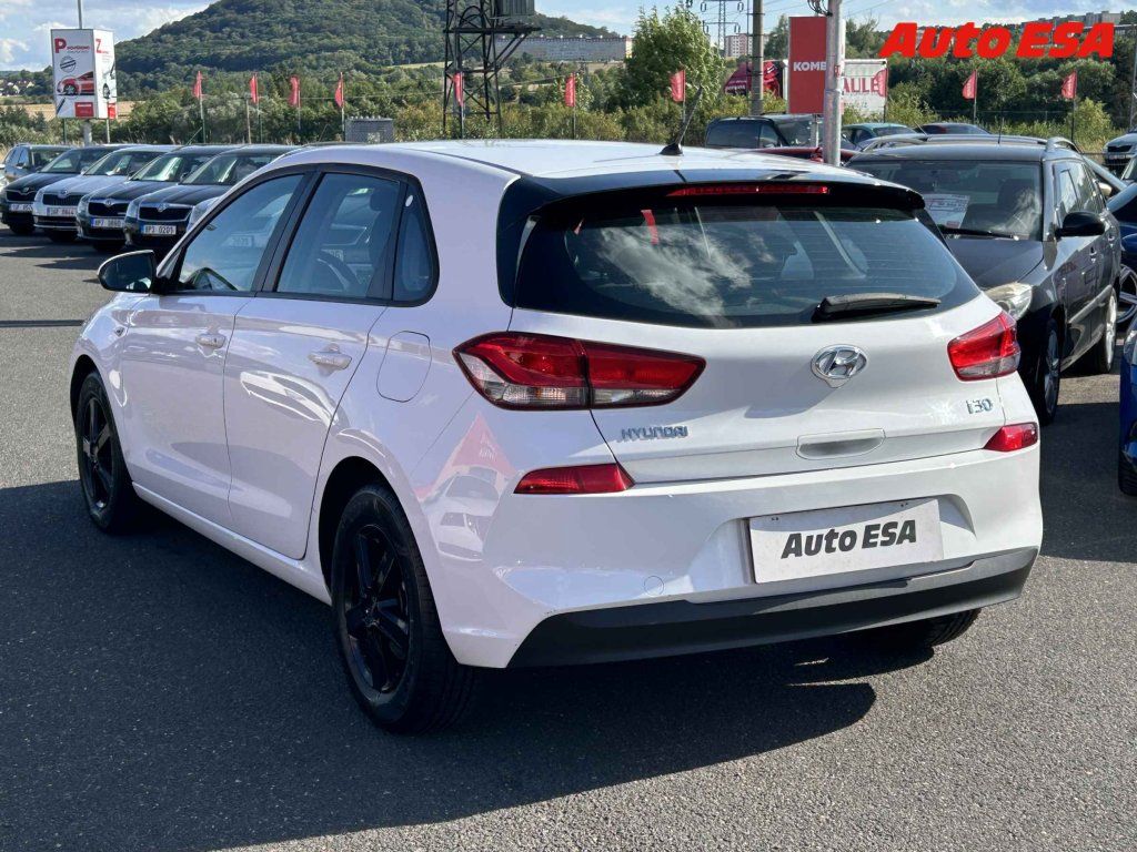 Hyundai i30, 1.4 - fotka 6