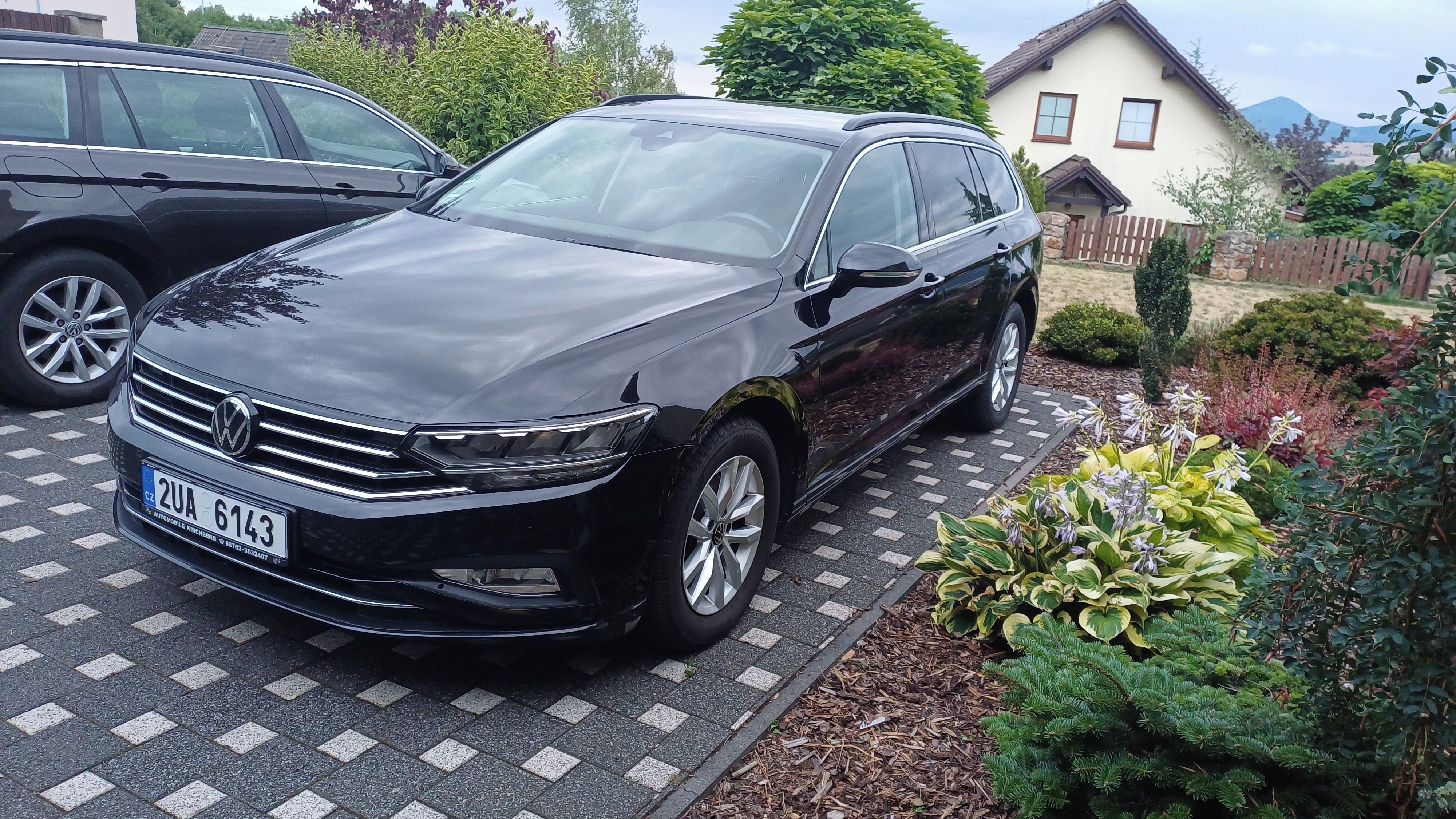 Volkswagen Passat, 2.0 TDI 110kw/ DSG/LED - fotka 2