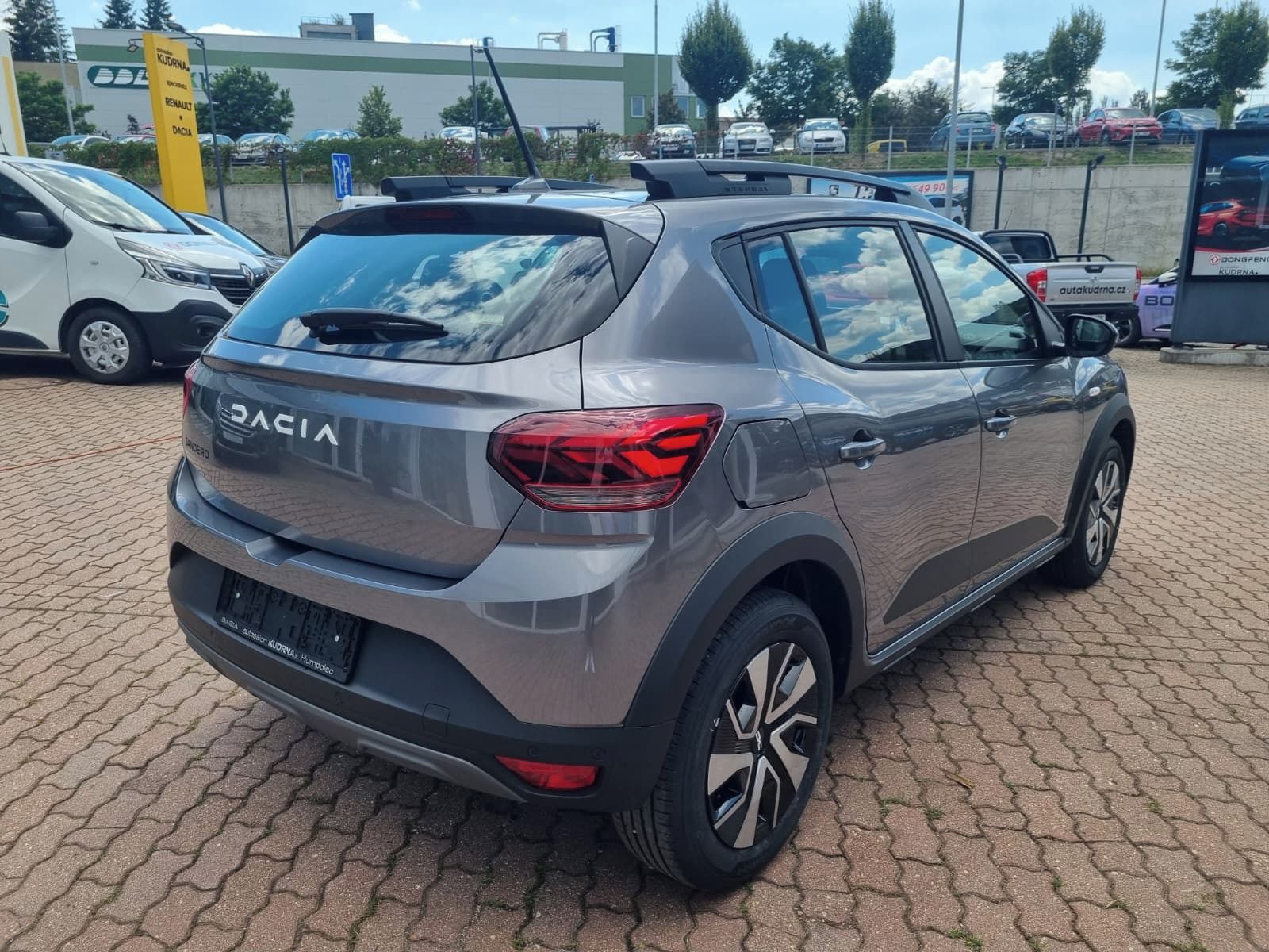 Dacia Sandero, Stepway Expression ECO G 100 - fotka 6