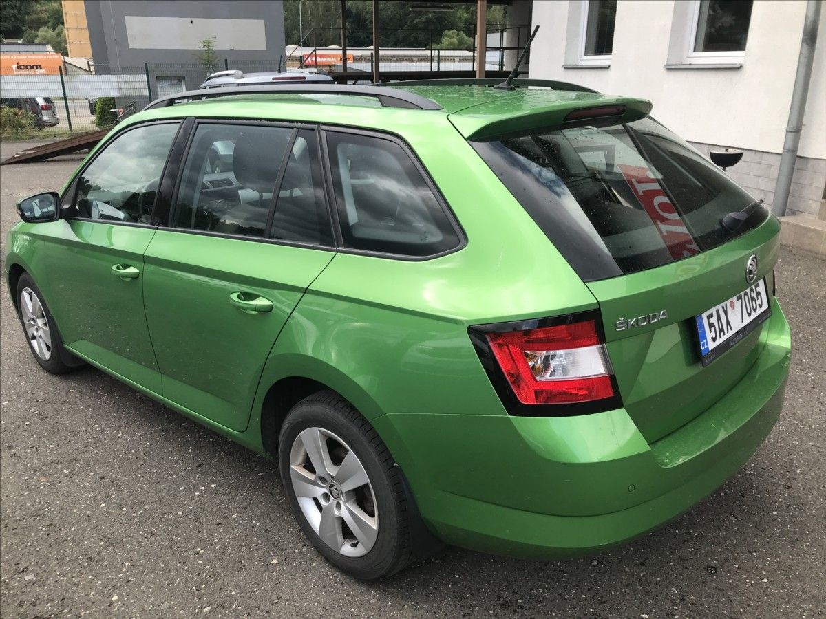 Škoda Fabia, 1,2 TSi 66kW Combi - fotka 6