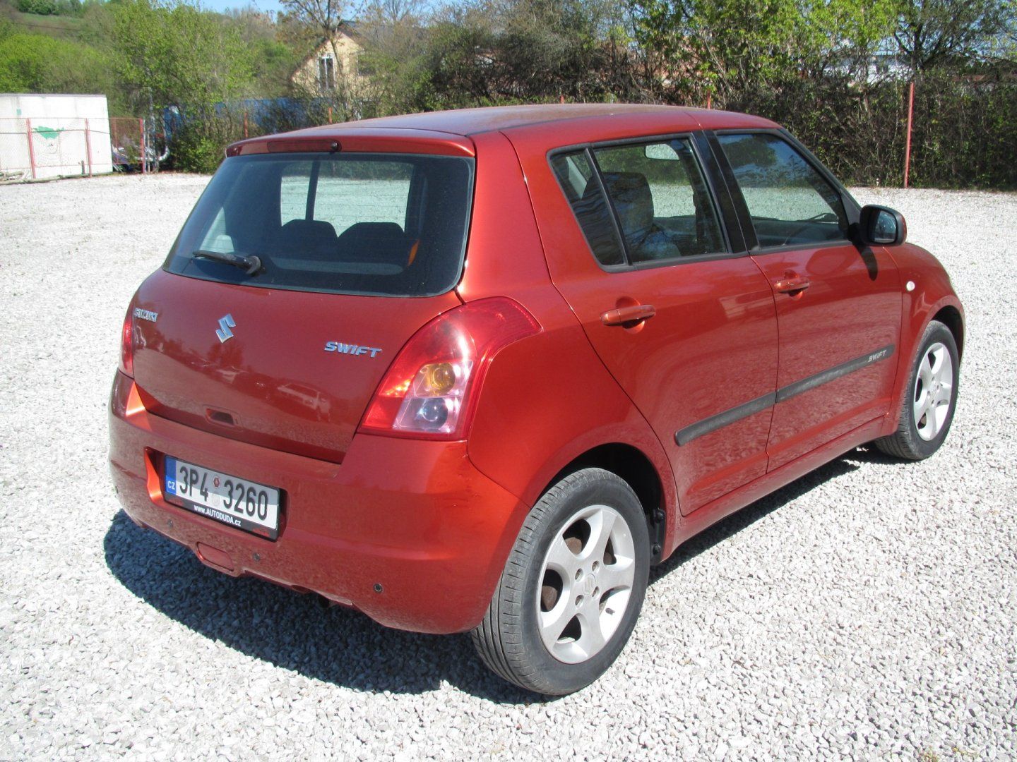 Suzuki Swift, 1.3 - fotka 6