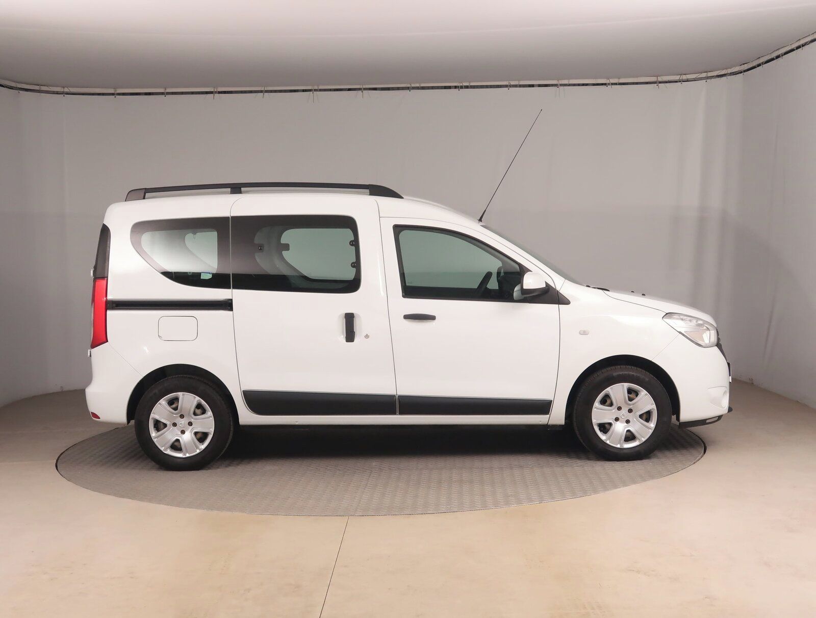 Dacia Dokker, 1.6 SCe, Serv.kniha - fotka 6