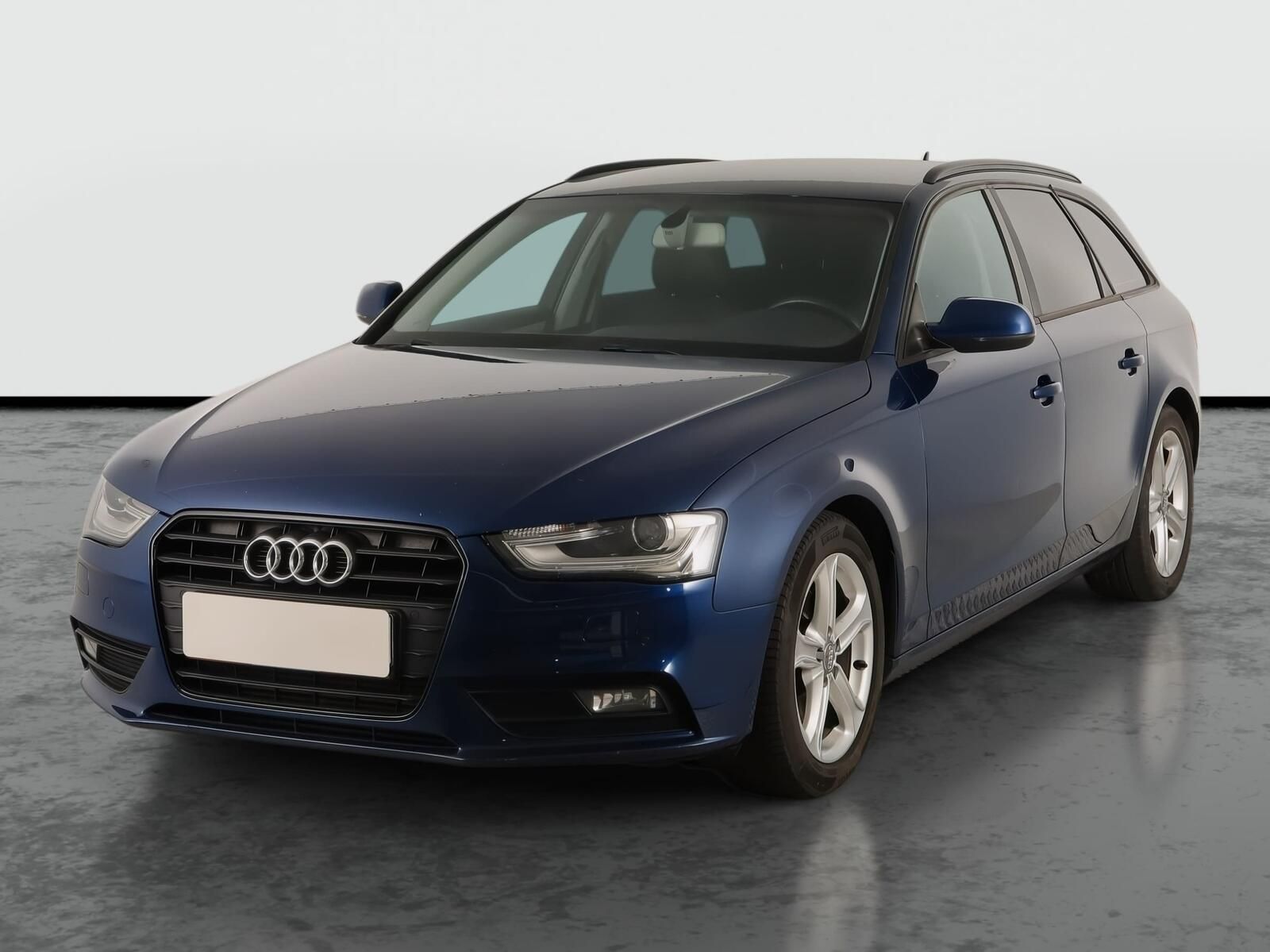 Audi A4, 2.0 TDI, Ambition, Navi - fotka 2