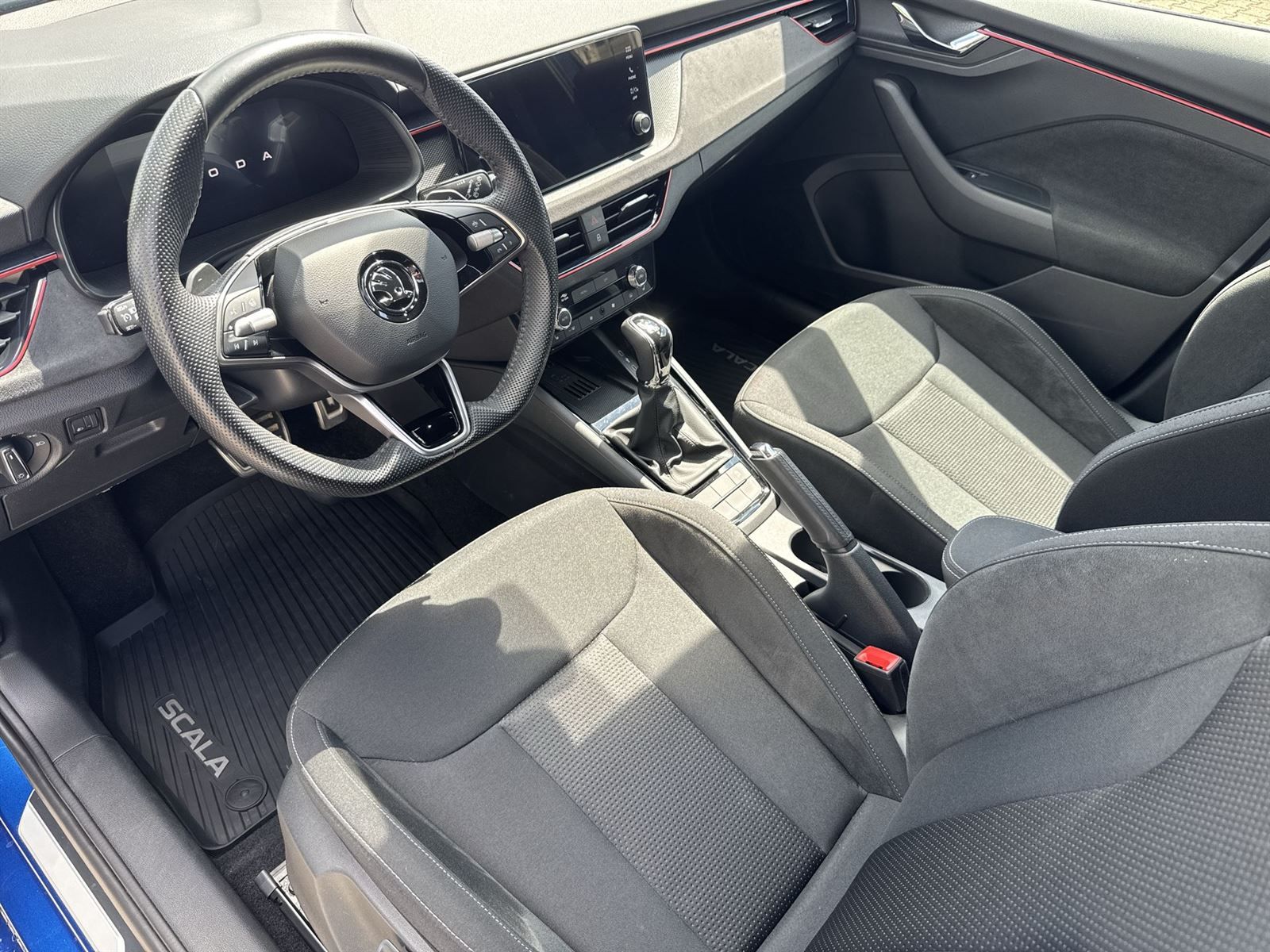 Škoda Scala, 1.0 TSI 85 kW DSG Selection - fotka 6