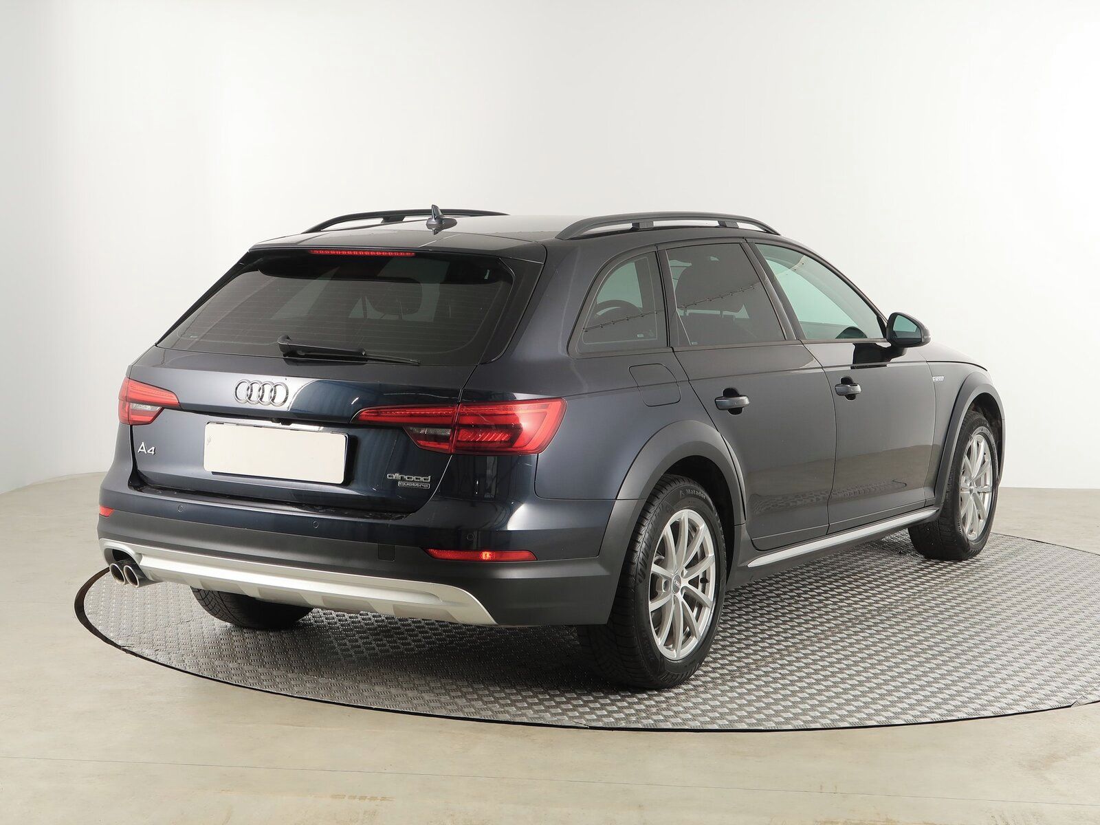 Audi A4 allroad, 2.0 TDI, 4X4, Automat - fotka 5