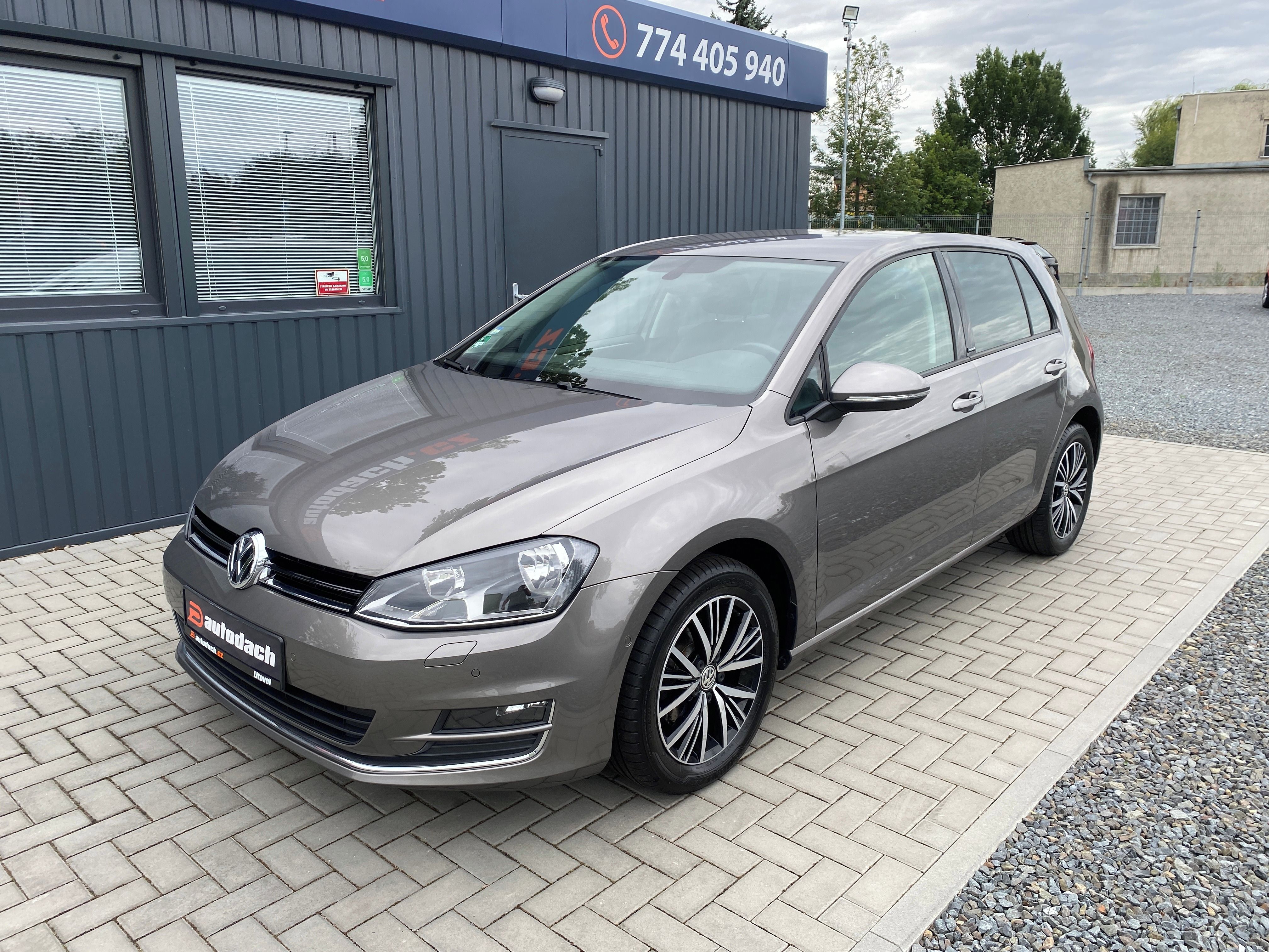 Volkswagen Golf, 1.2 TSI 81kW -ALLSTAR-PDC-ALU - fotka 2