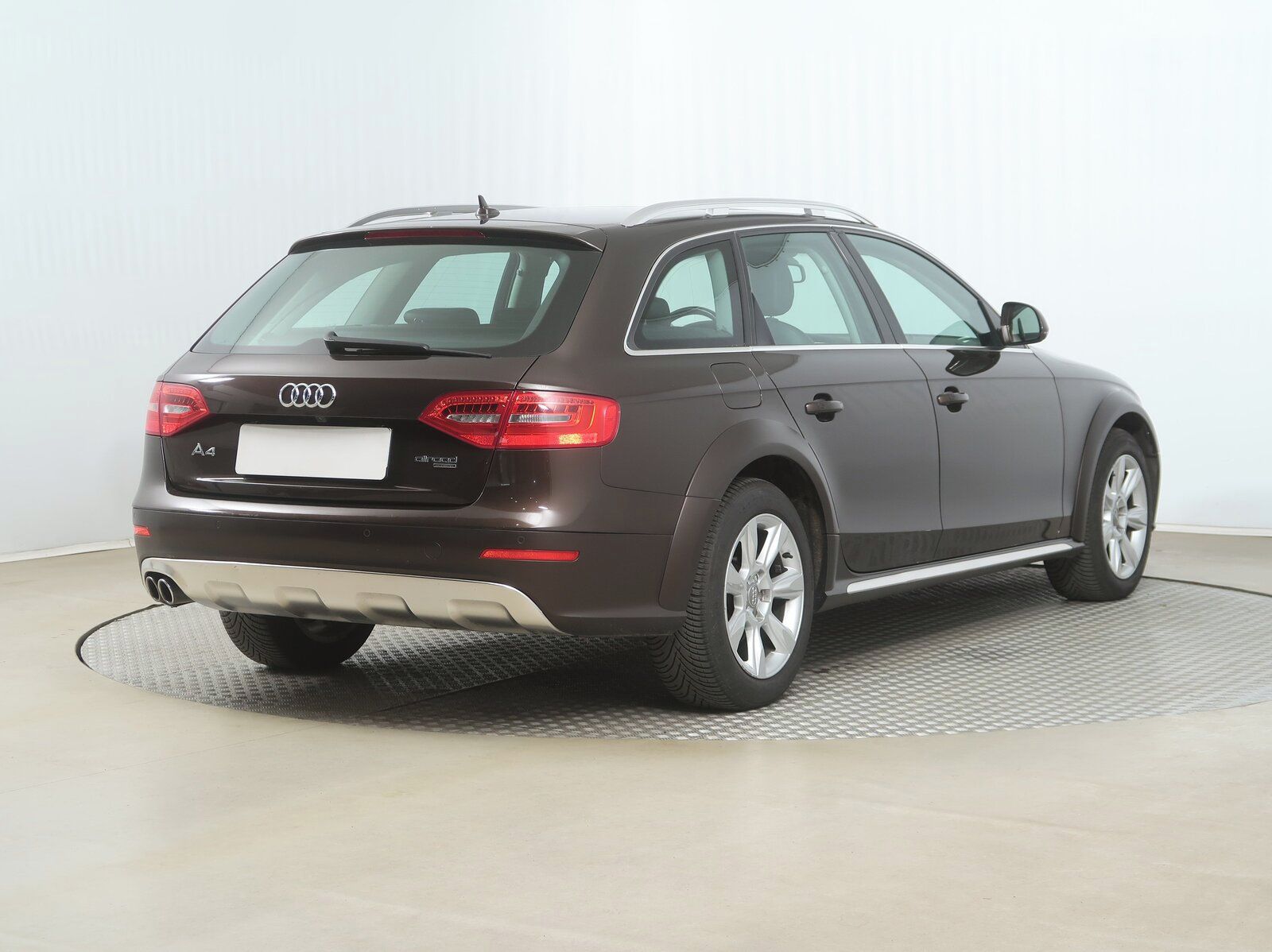 Audi A4 allroad, 2.0 TDI, 4X4, Automat, Kůže - fotka 5