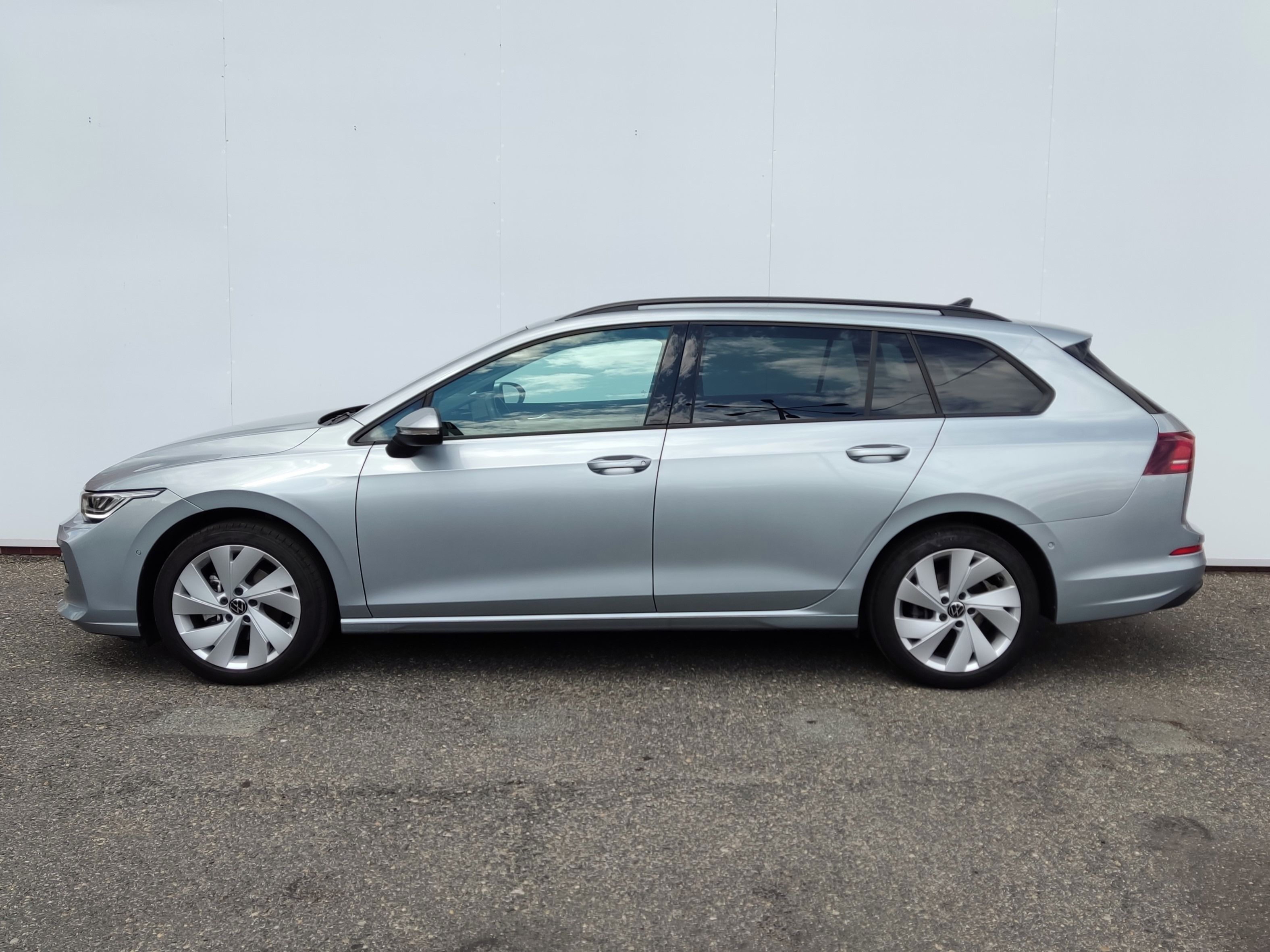 Volkswagen Golf, Variant 1.5 TSI 110 kW People - fotka 3