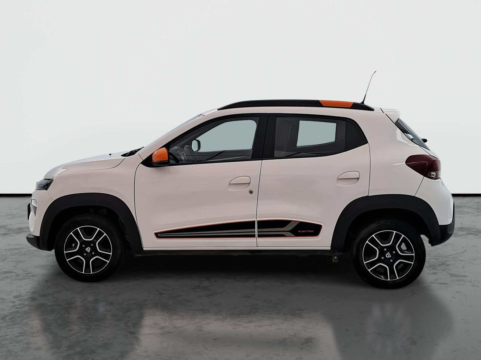Dacia Spring, Electric 45 (27 kWh), SoH 92% - fotka 3