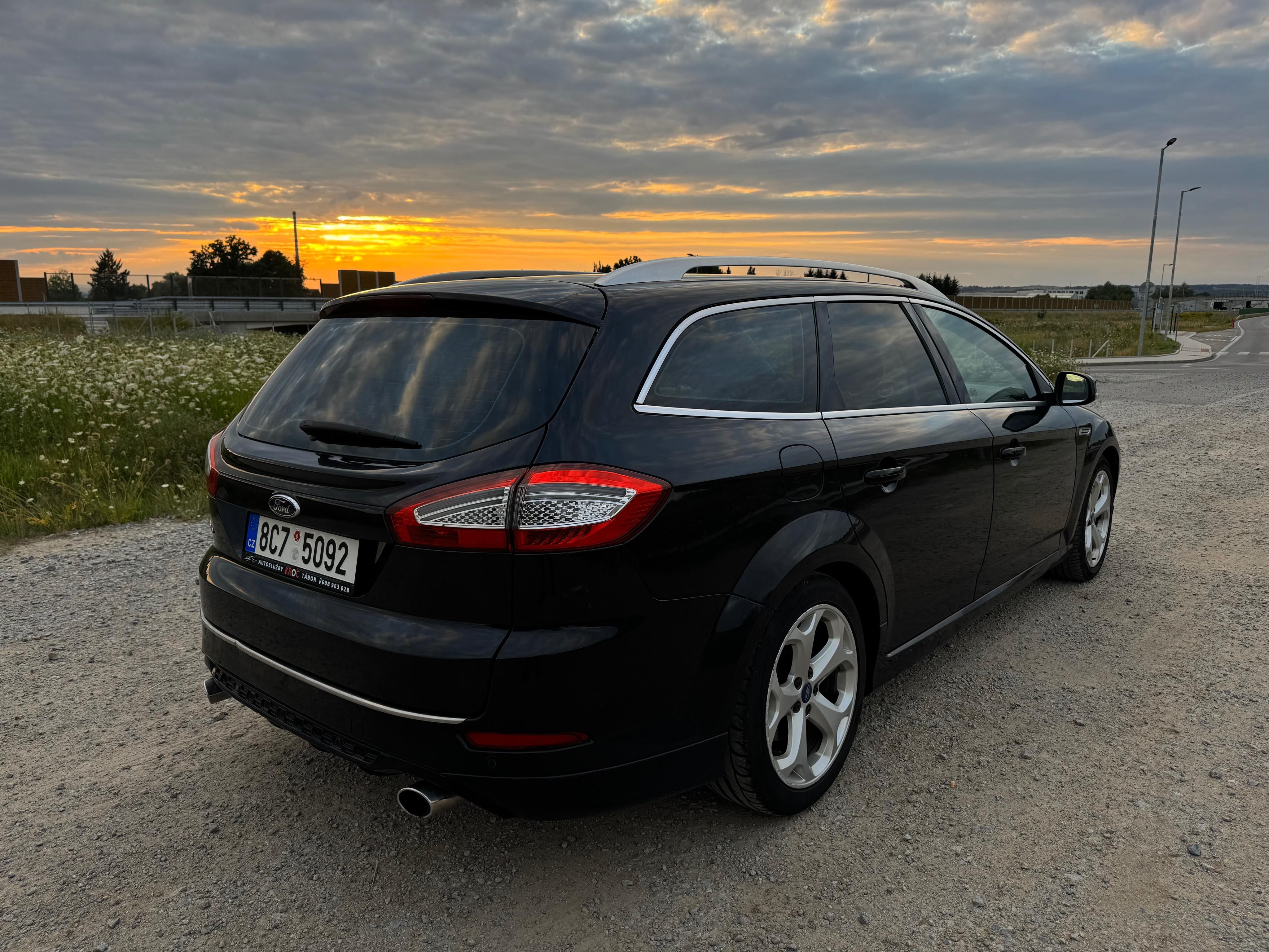 Ford Mondeo, 2.2 TDCi, Titanium - fotka 5