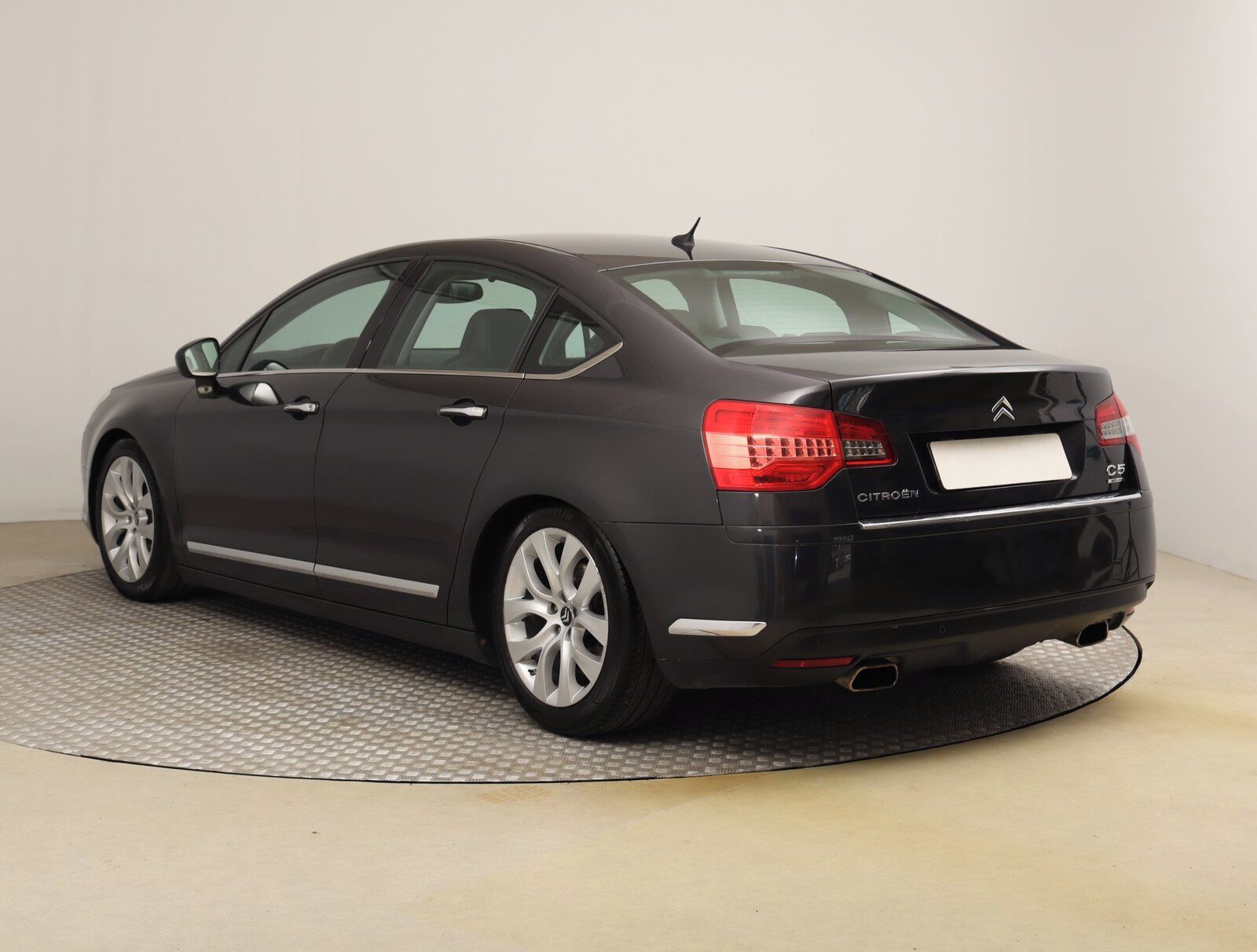 Citroën C5, 2.2 HDI, Automat, Navi - fotka 4