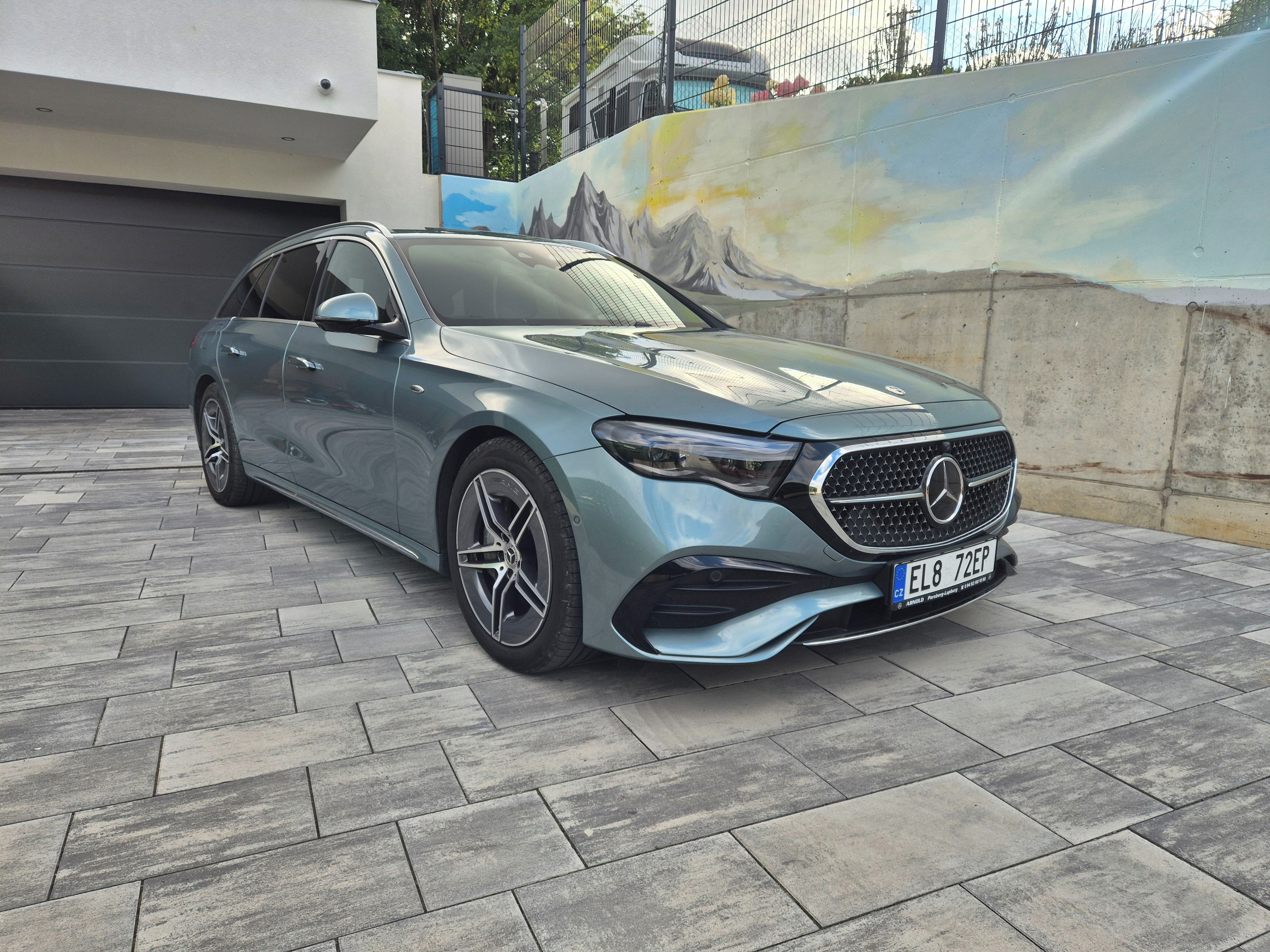 Mercedes-Benz Třídy E, Mercedes E 300de 4M AMG