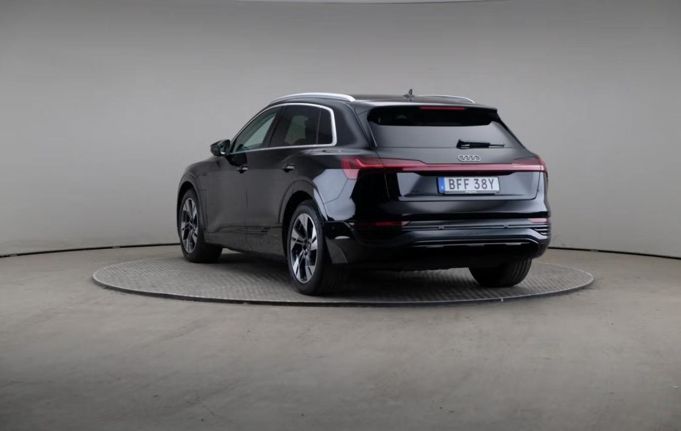 Audi Q8 e-tron, 50 Q 360kam Pano Matrix BLIS - fotka 2