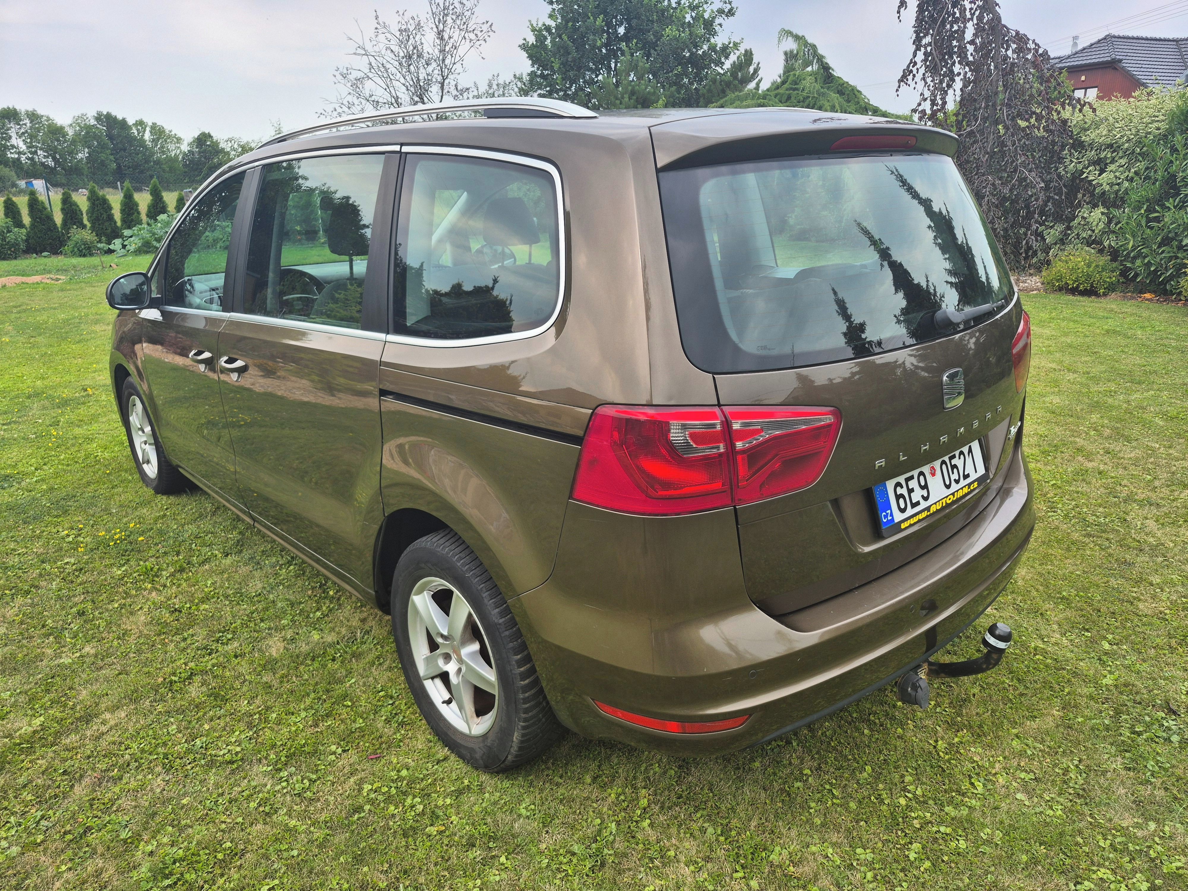 Seat Alhambra, 2.0 TDI - fotka 5