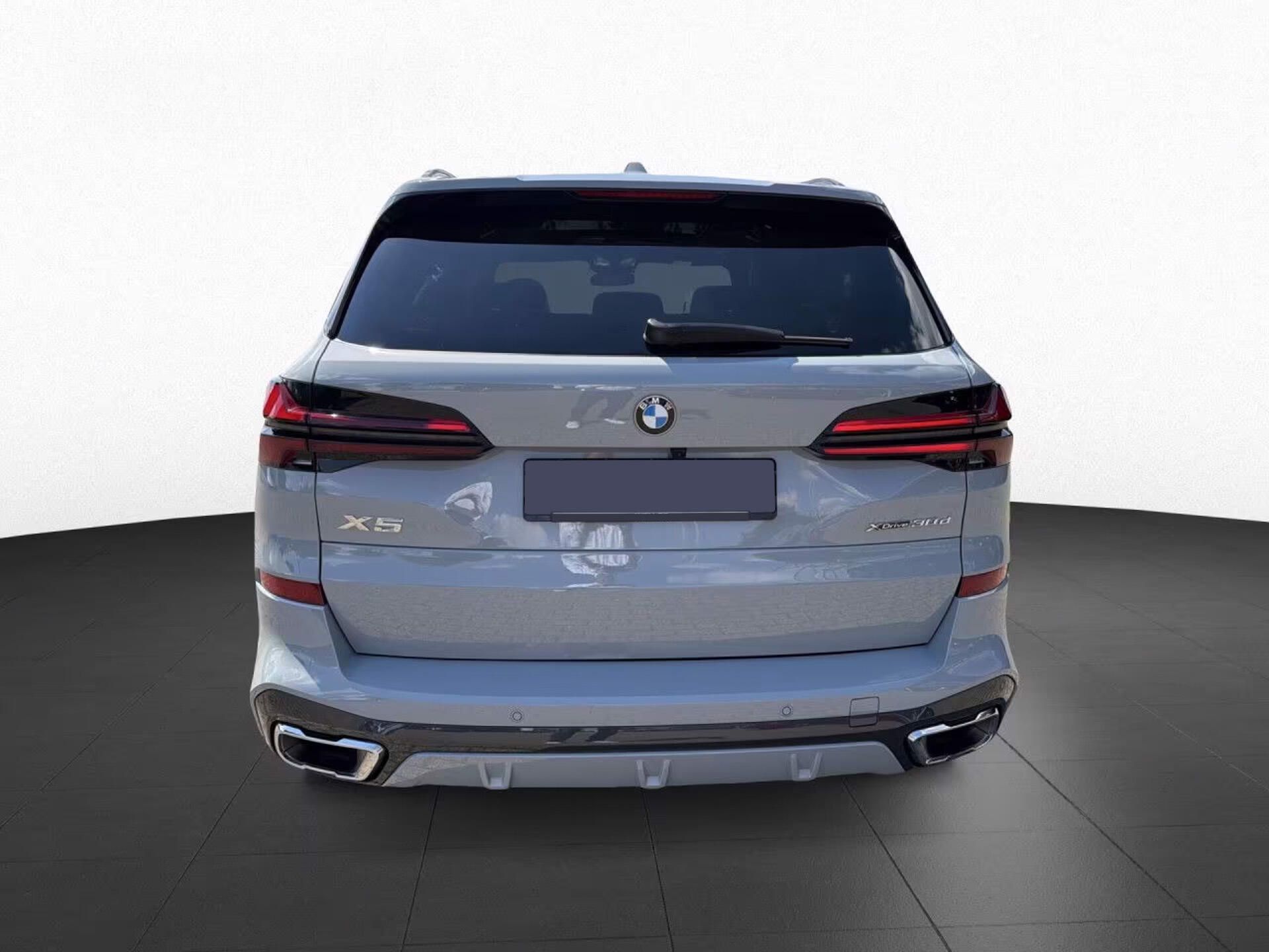 BMW X5, xDrive30d M-Sport - fotka 2