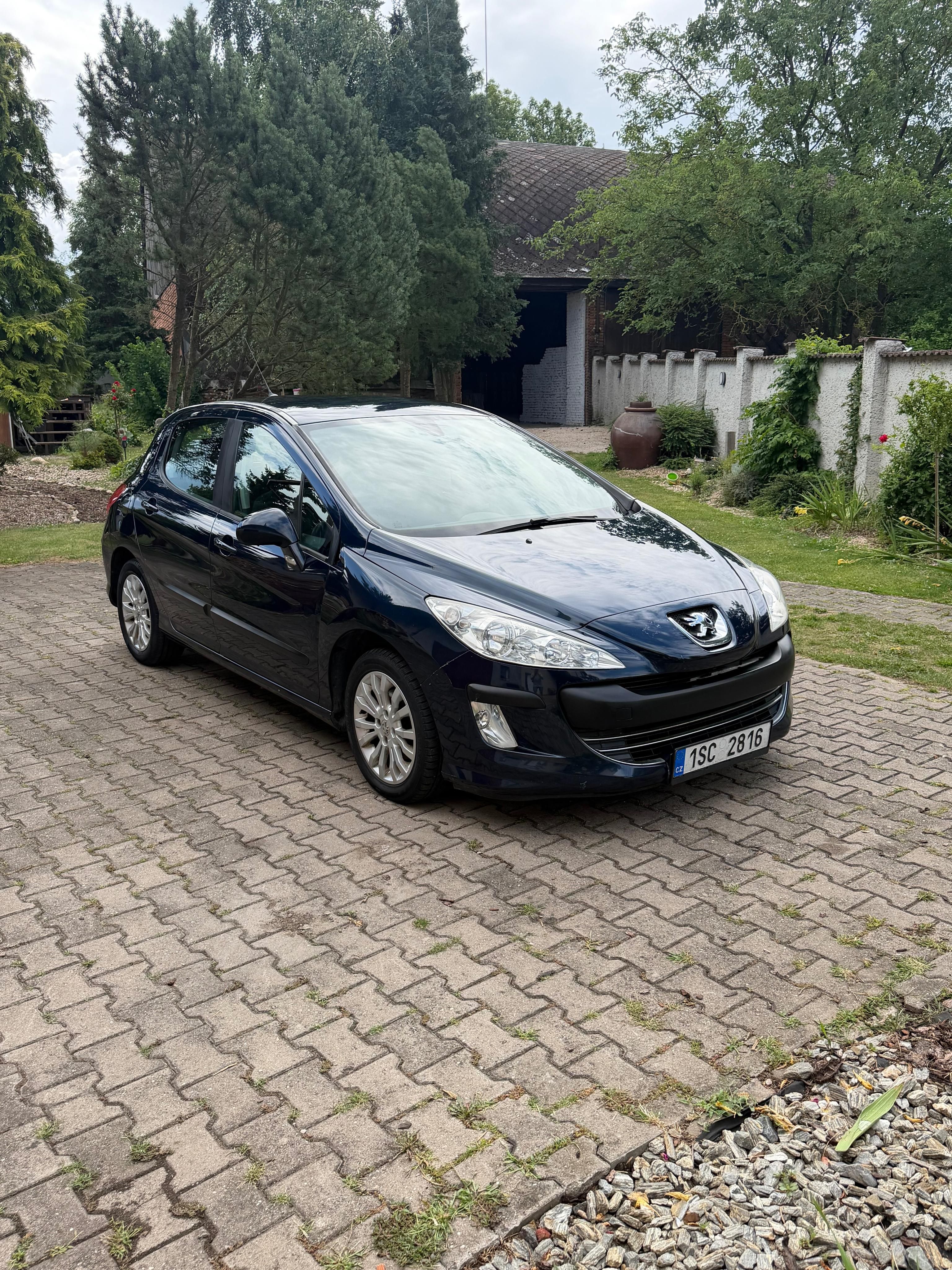 Peugeot 308 - fotka 2
