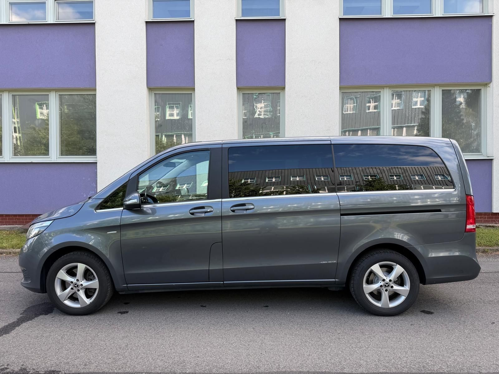 Mercedes-Benz Třídy V, 250 D Avantgarde L 4matic - fotka 2