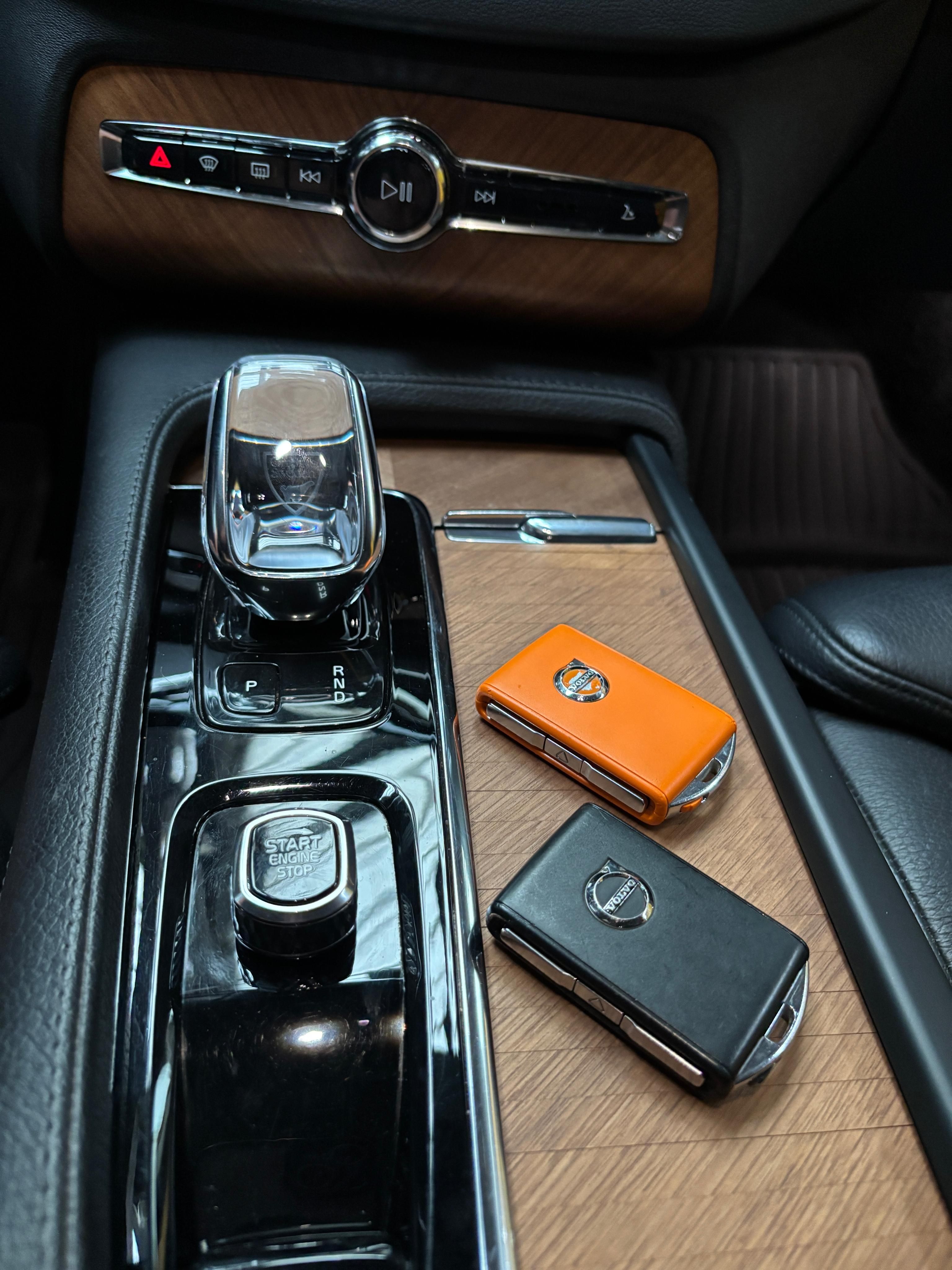 Volvo XC90, 7míst, DPH, B5, tažné, záruka! - fotka 5