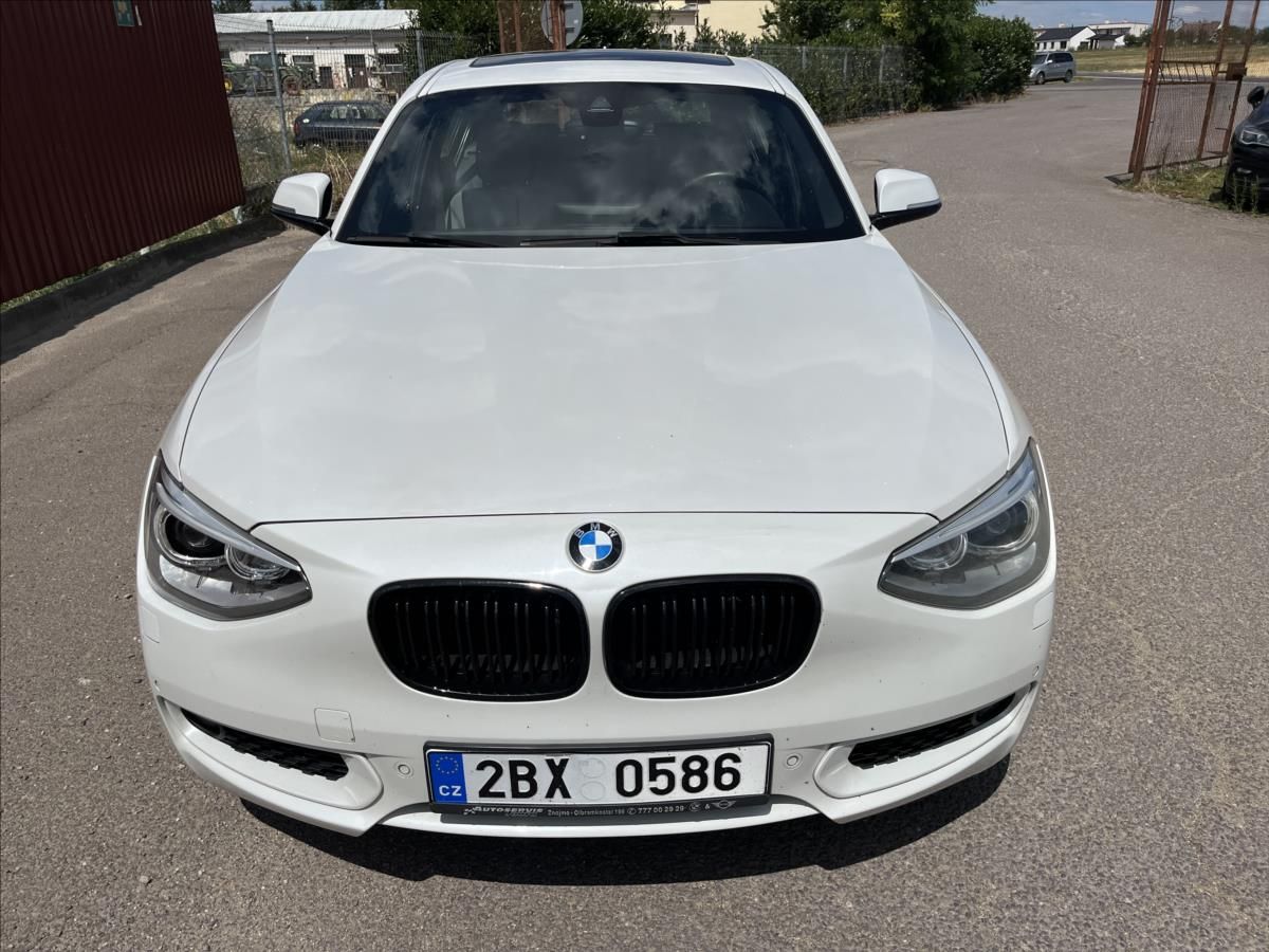 BMW Řada 1, 2,0 120d AUTOMAT HARMAN NAVI - fotka 2