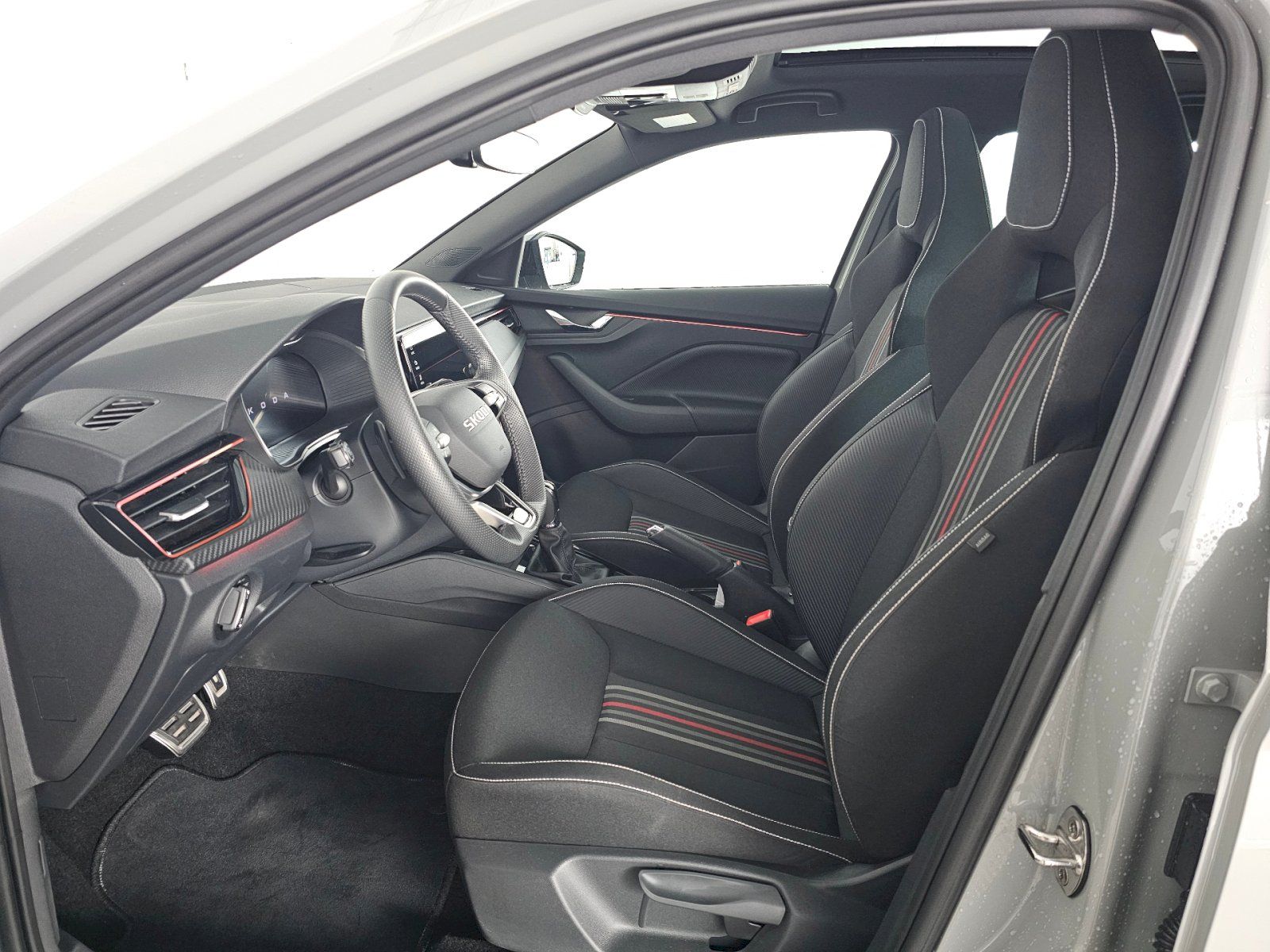 Škoda Scala, 1.0TSI DSG 85kW Monte Carlo TA - fotka 6