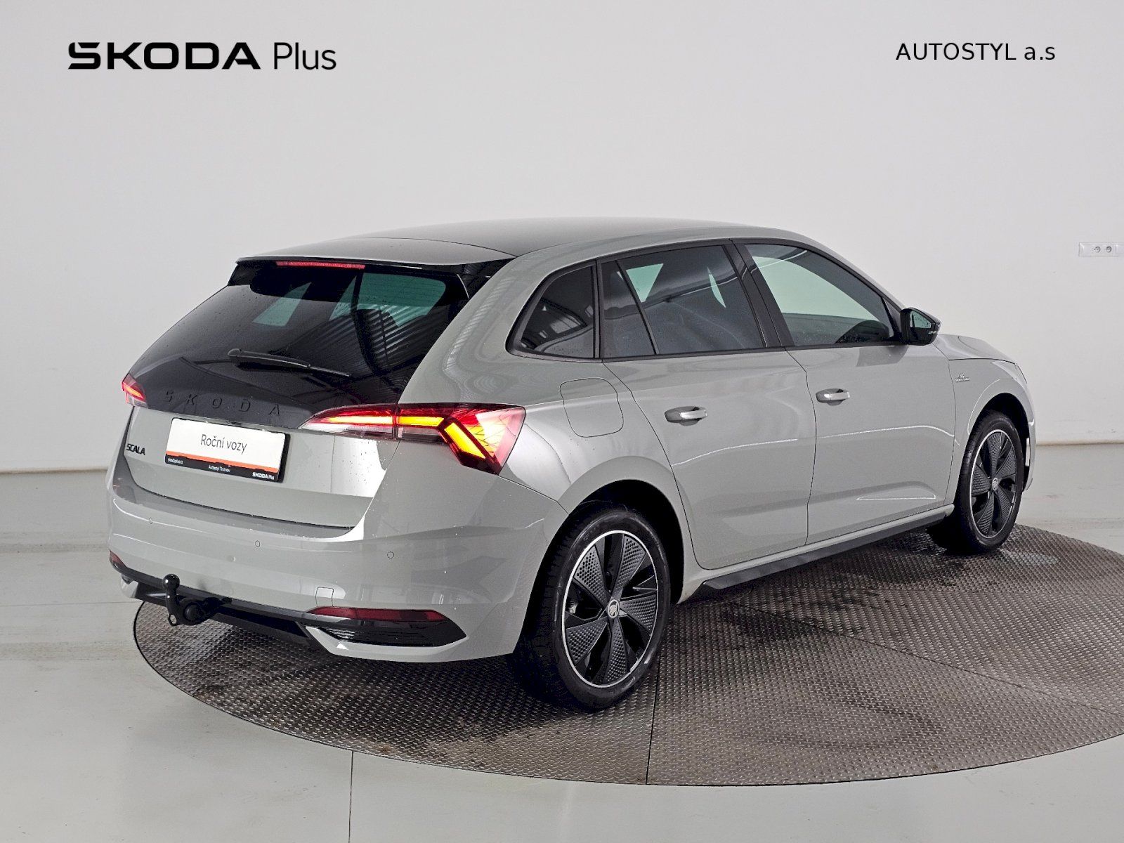 Škoda Scala, 1.0TSI DSG 85kW Monte Carlo TA - fotka 2