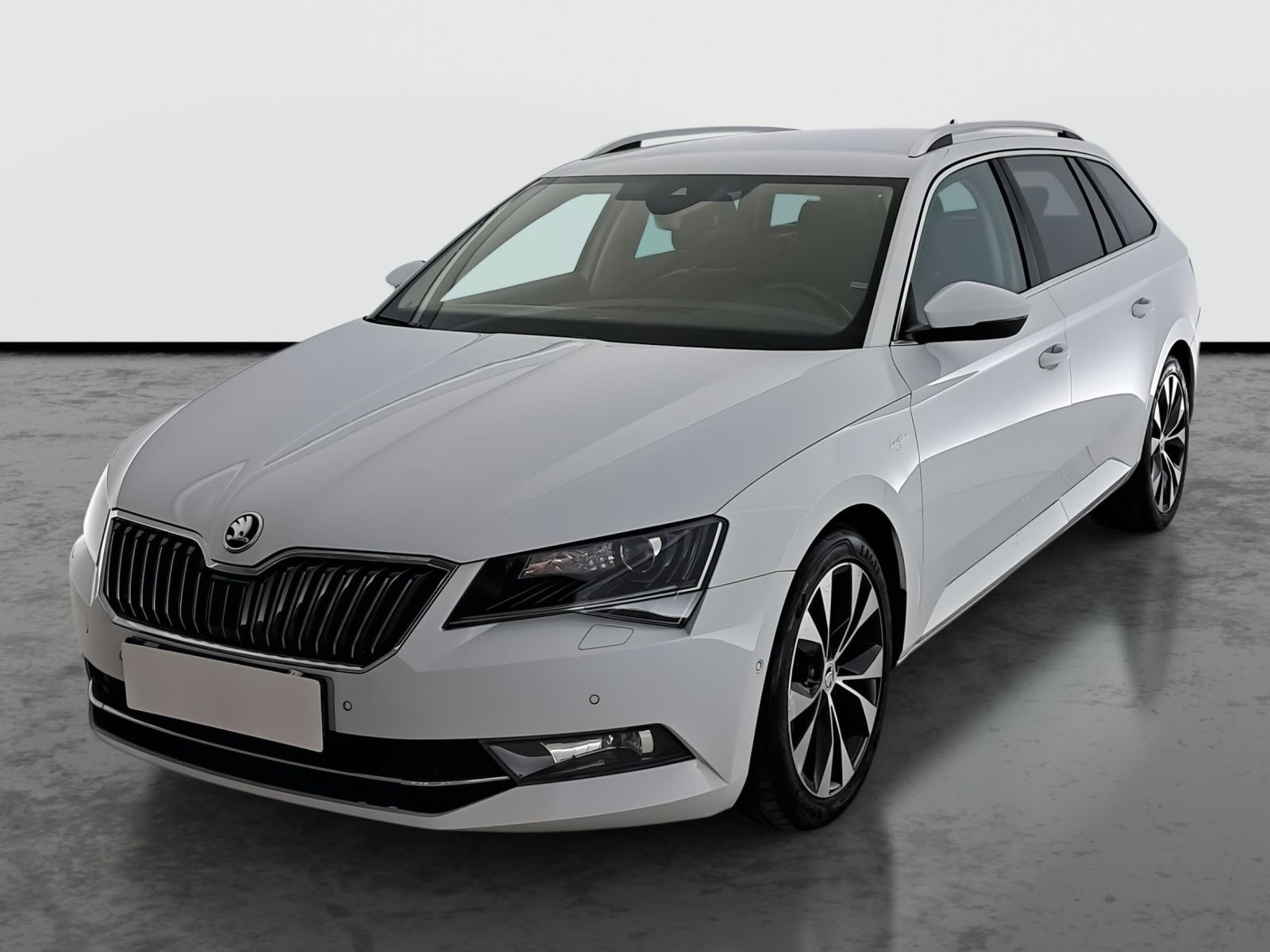Škoda Superb, 2.0 TDI 4x4, Laurin&Klement - fotka 3