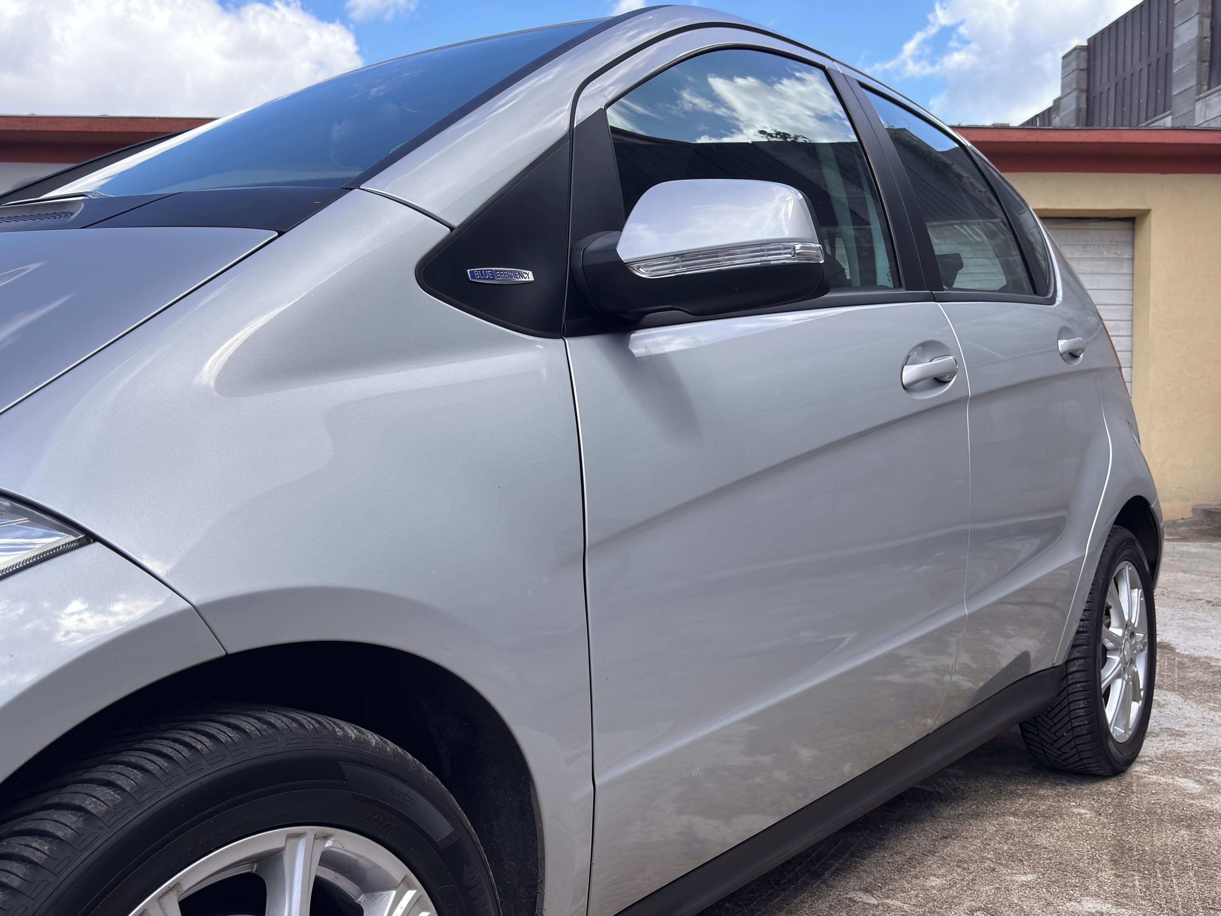 Mercedes-Benz Třídy A, A160 FACELIFT,NAV,KLIMA,VÝHŘEV - fotka 4
