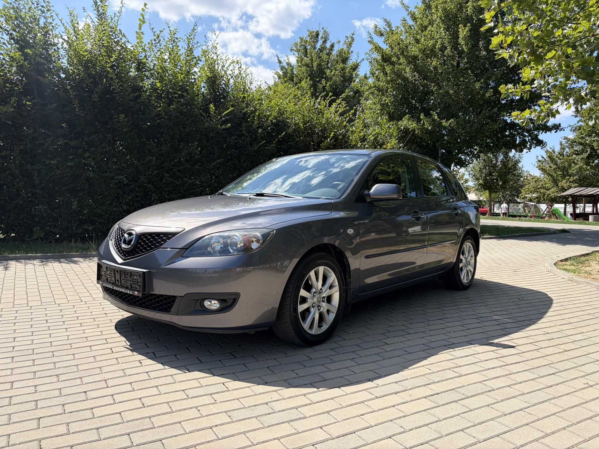 Mazda 3, 2.0 Sport Active - fotka 3