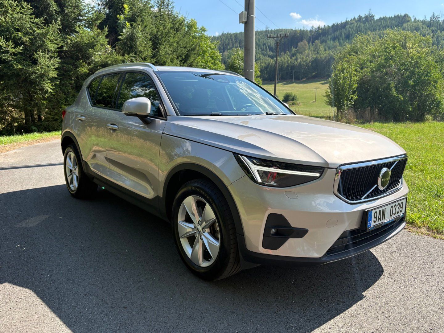 Volvo XC40, 2.0 145KW Aut Navi 1.CZ DPH - fotka 3
