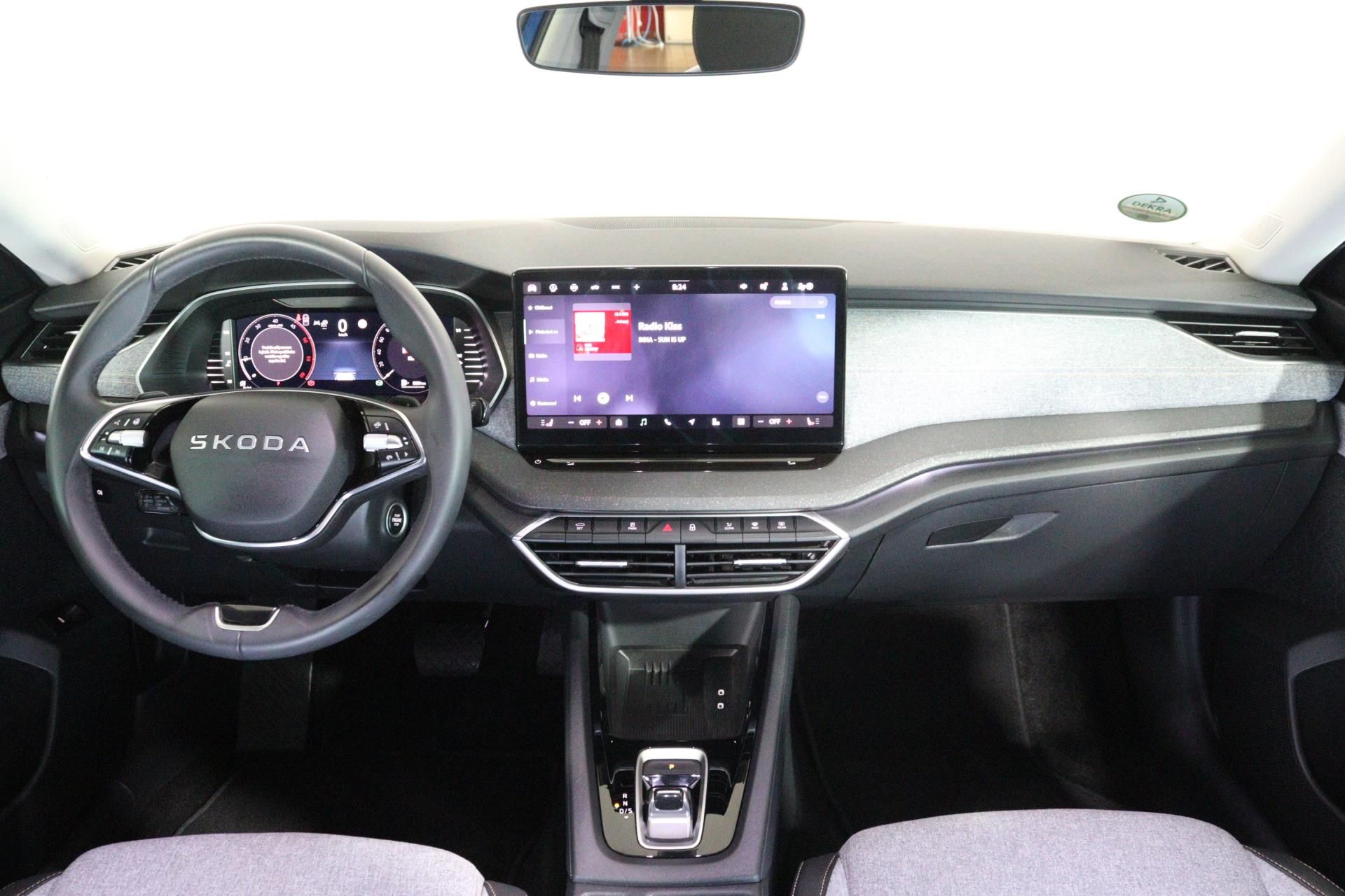 Škoda Octavia, COMBI TOP SELECTION 2,0 TDI DS - fotka 5