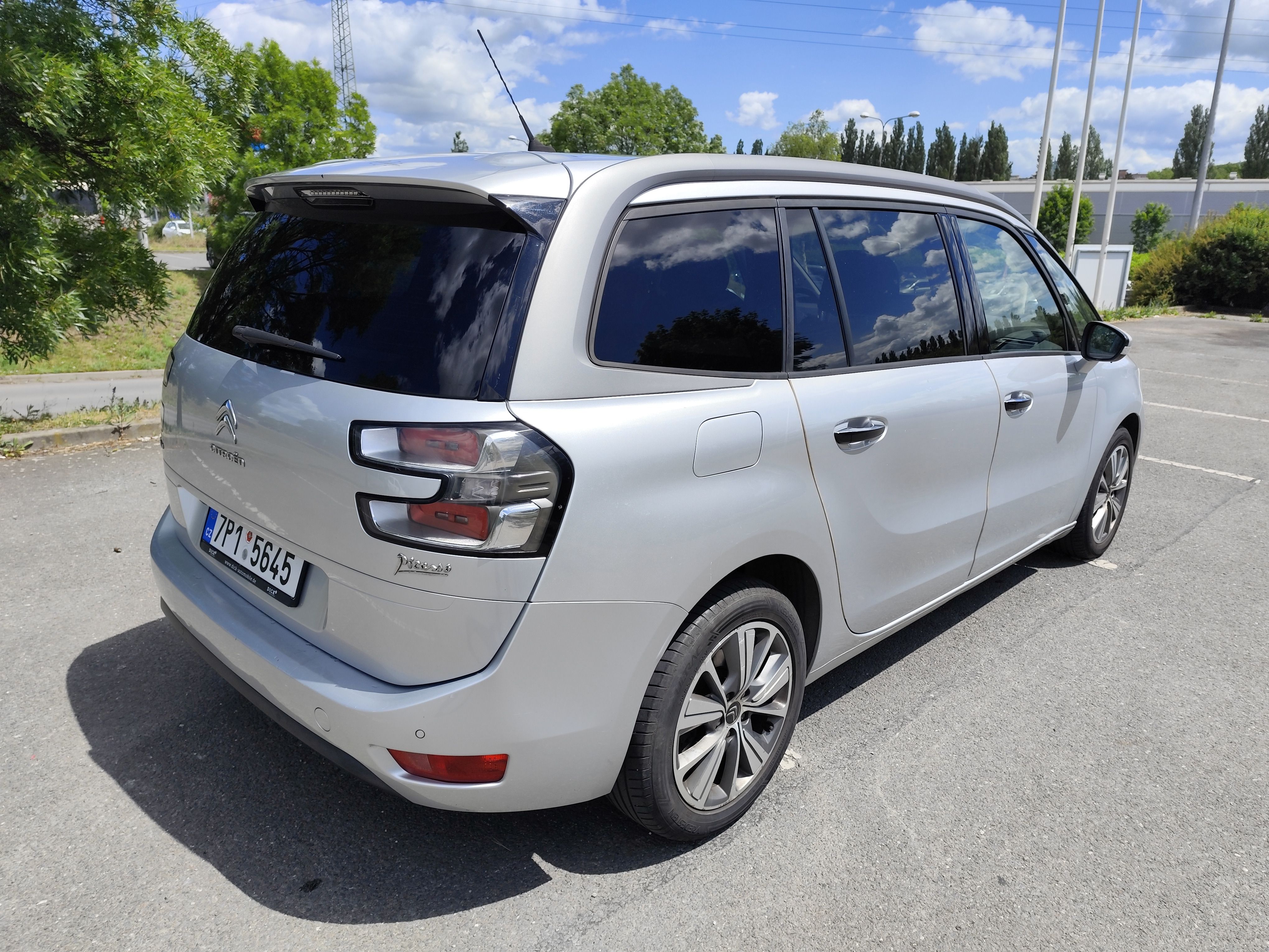 Citroën C4 Picasso, 5-ti místný - fotka 6