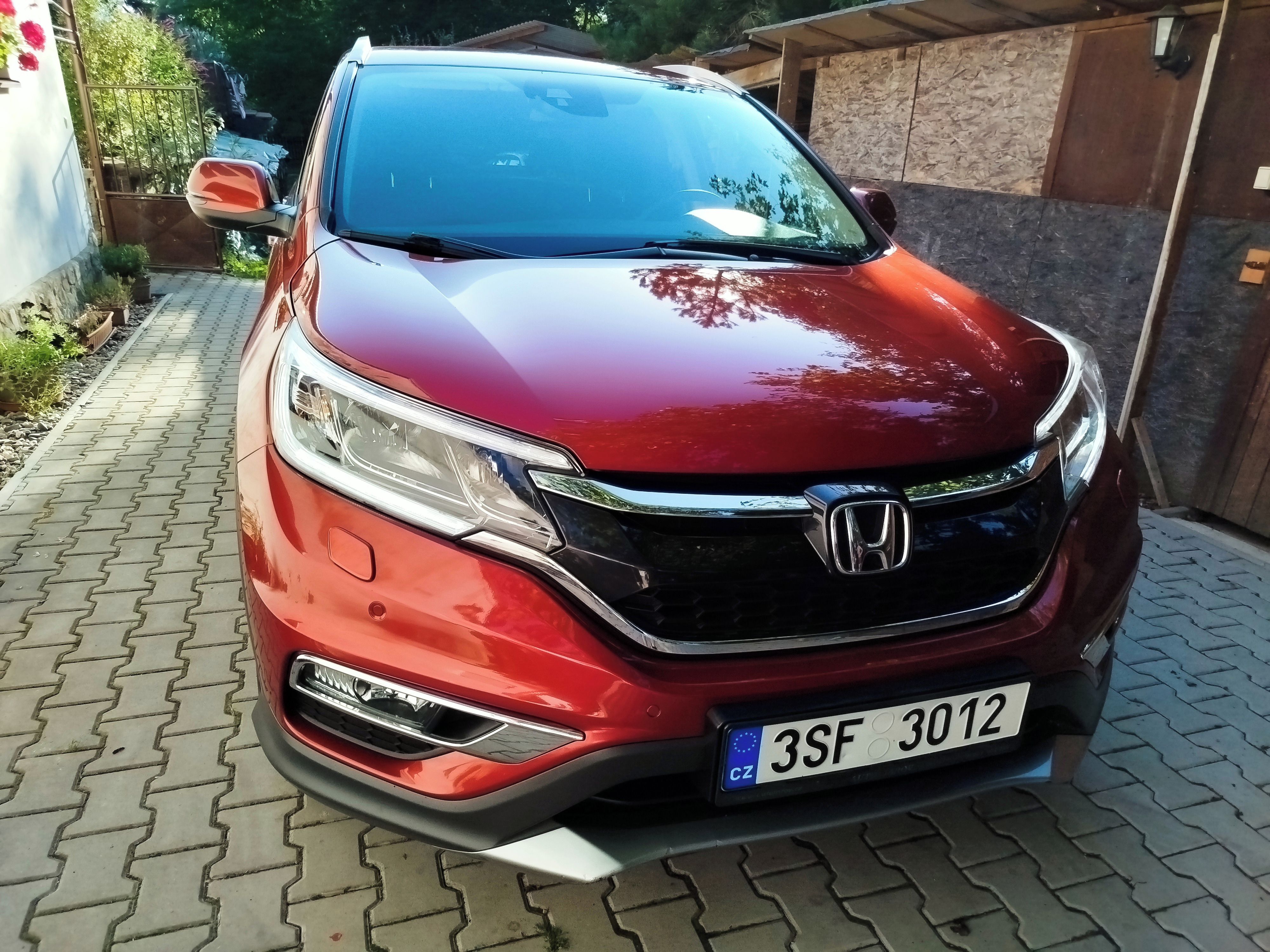 Honda CR-V, Honda CR-V 2.0