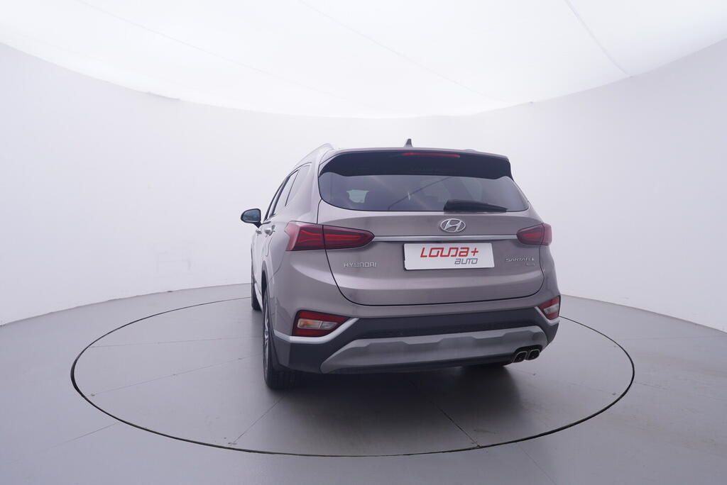 Hyundai Santa Fe, 2.2 CRDi 147 kW - fotka 4