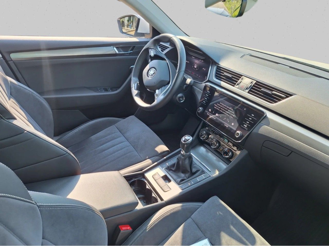 Škoda Superb, 2.0TDI 110kW Style - fotka 3