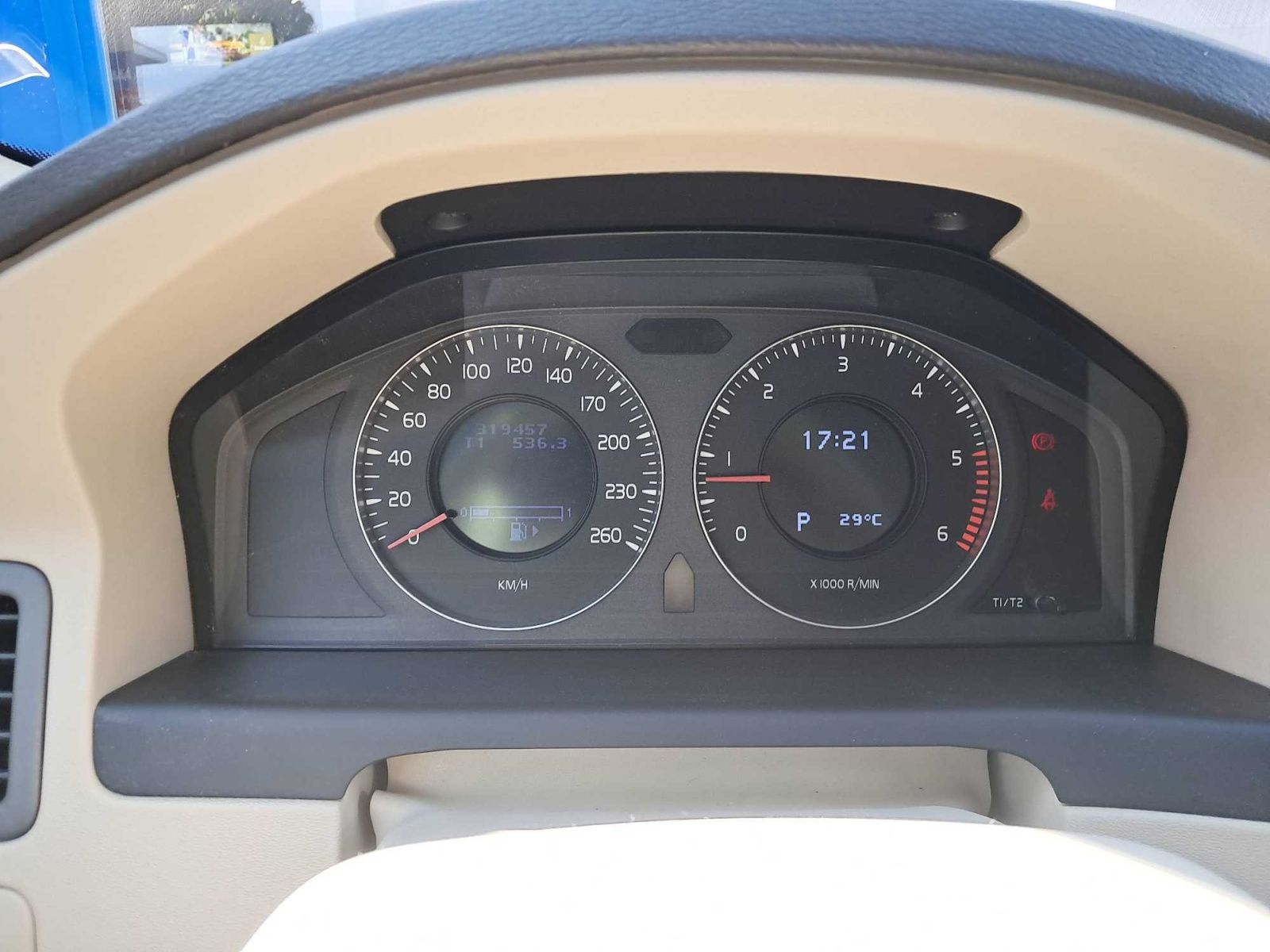 Volvo V70, 2.4 D, Automat, po STK - fotka 3