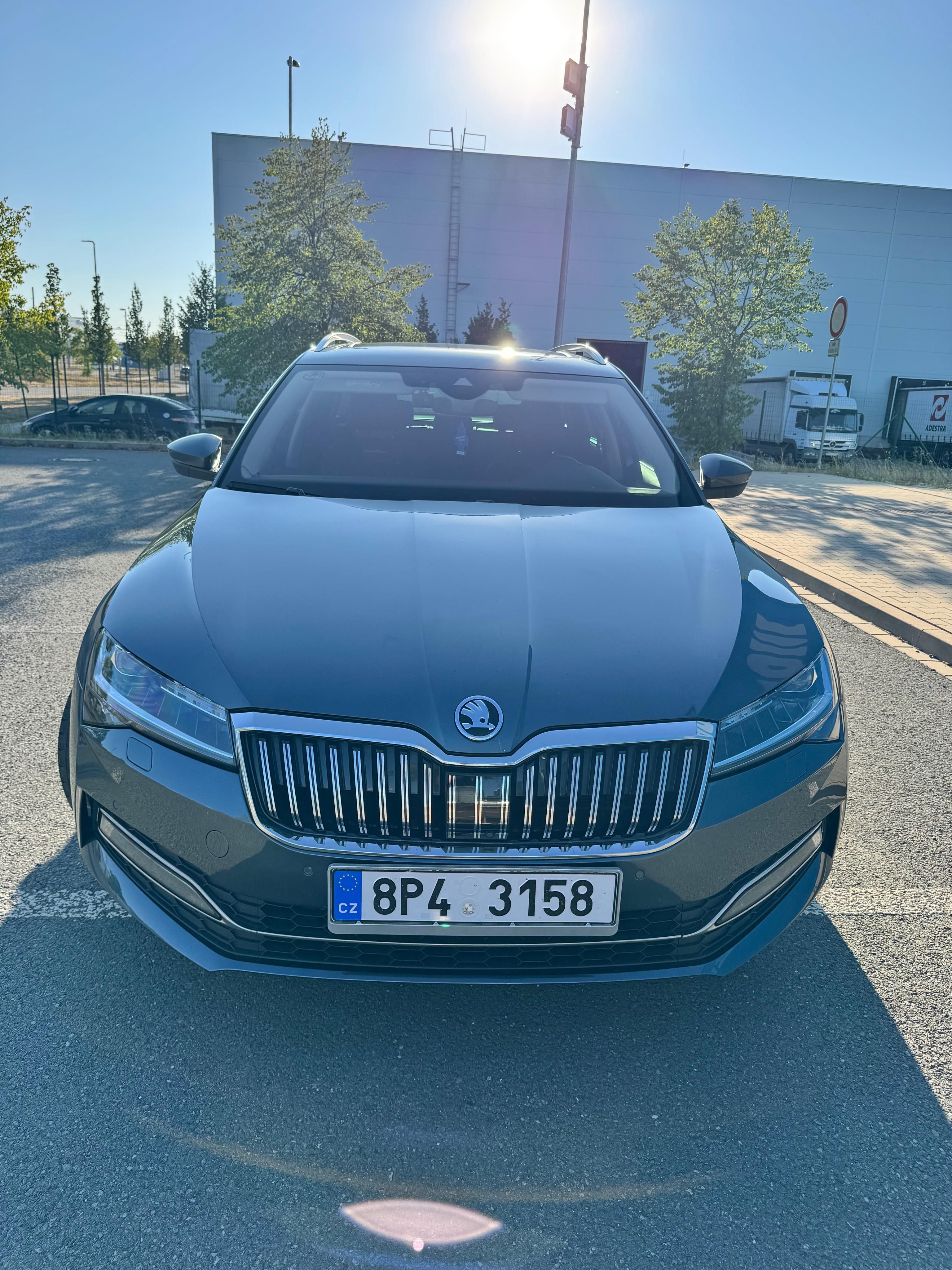 Škoda Superb, L&K 147kW 4x4,WEBASTO,PANORAMA - fotka 3