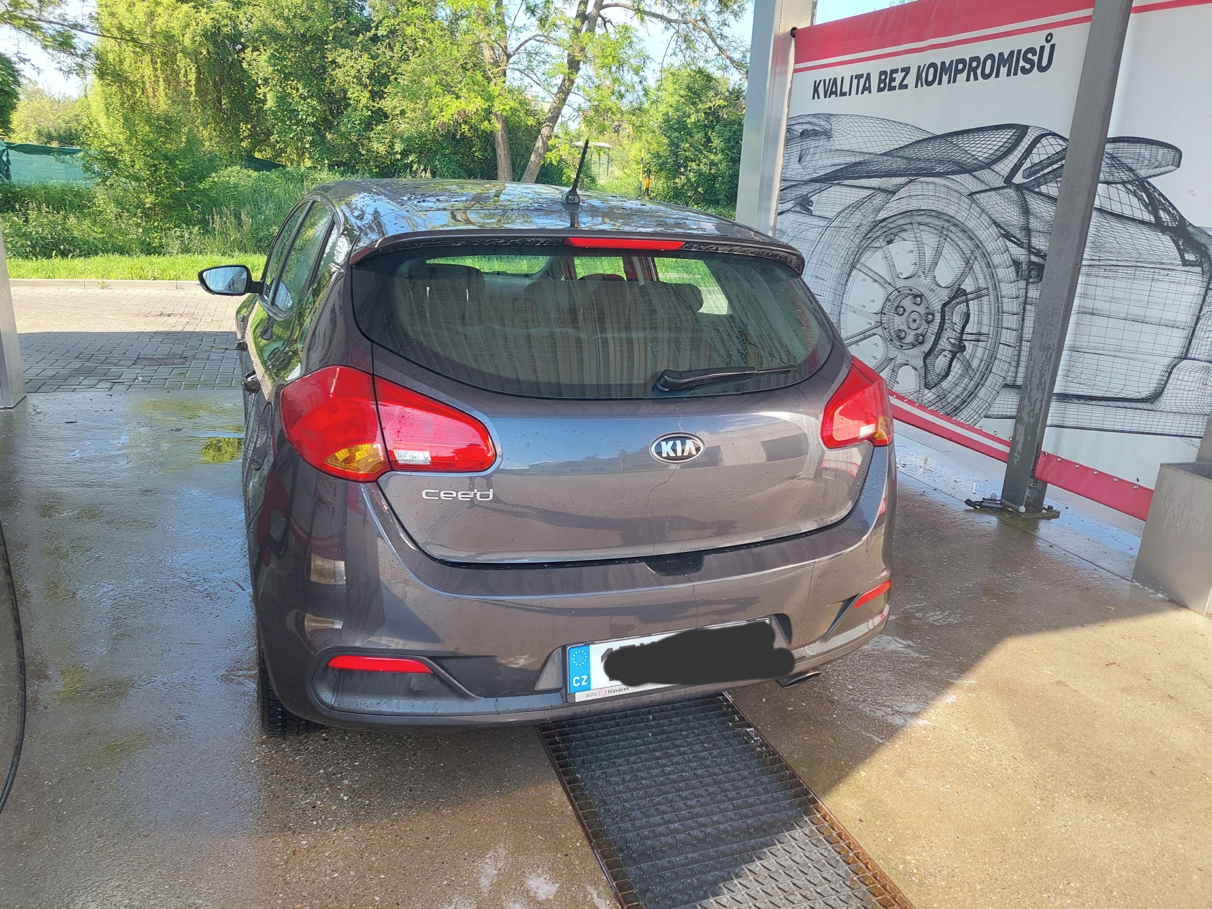 Kia Cee´d, 1.4 - fotka 3