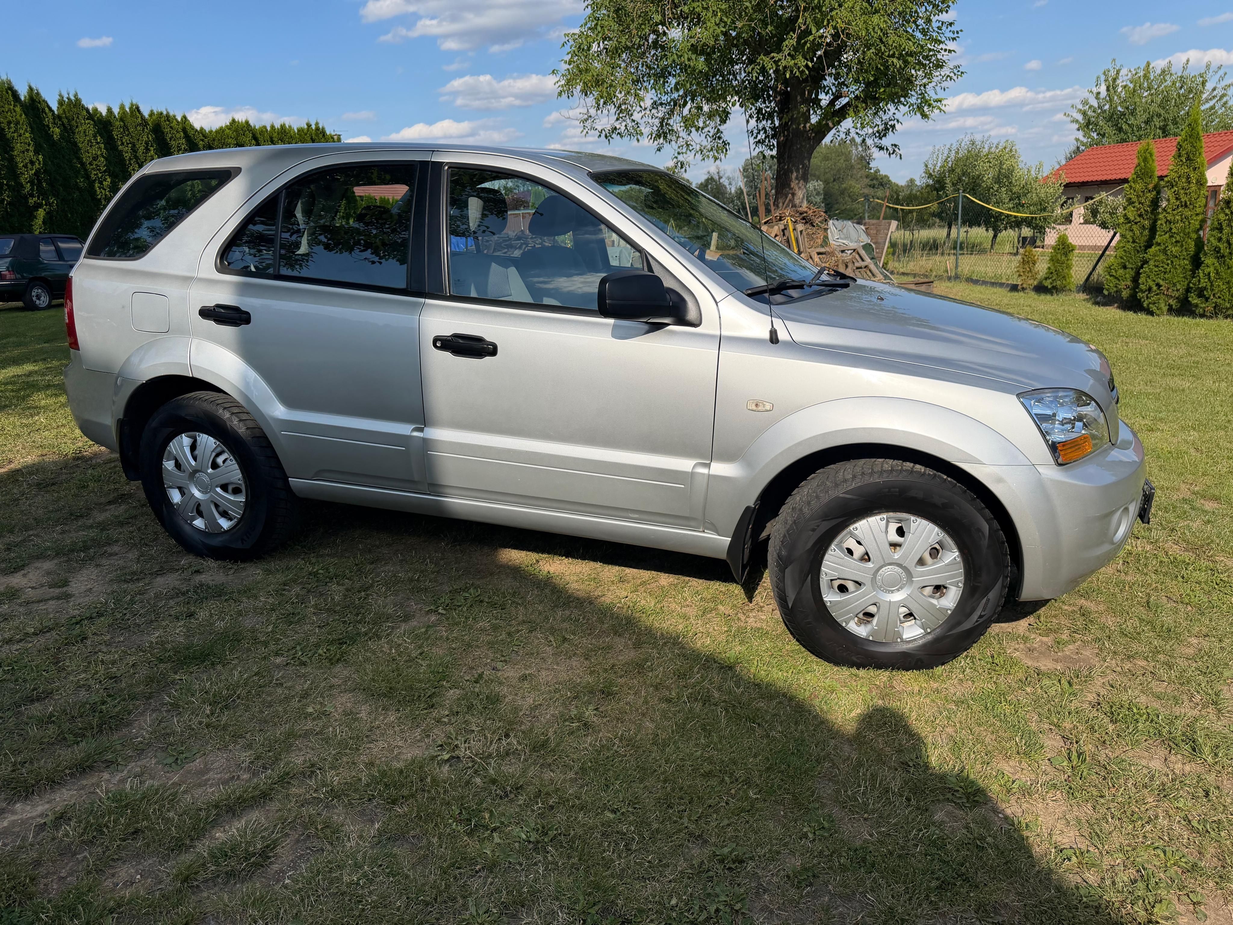 Kia Sorento, 2,5 CRD / 125kw, 4x4, nová STK - fotka 2