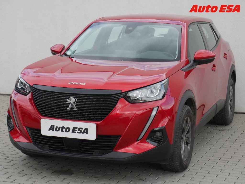 Peugeot 2008, 1.2PT - fotka 3