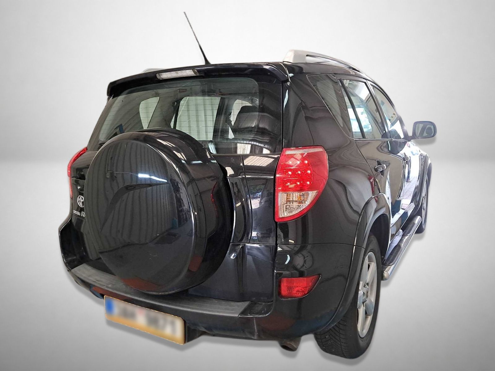 Toyota Rav4, 2.2 D-CAT, 4X4 - fotka 2