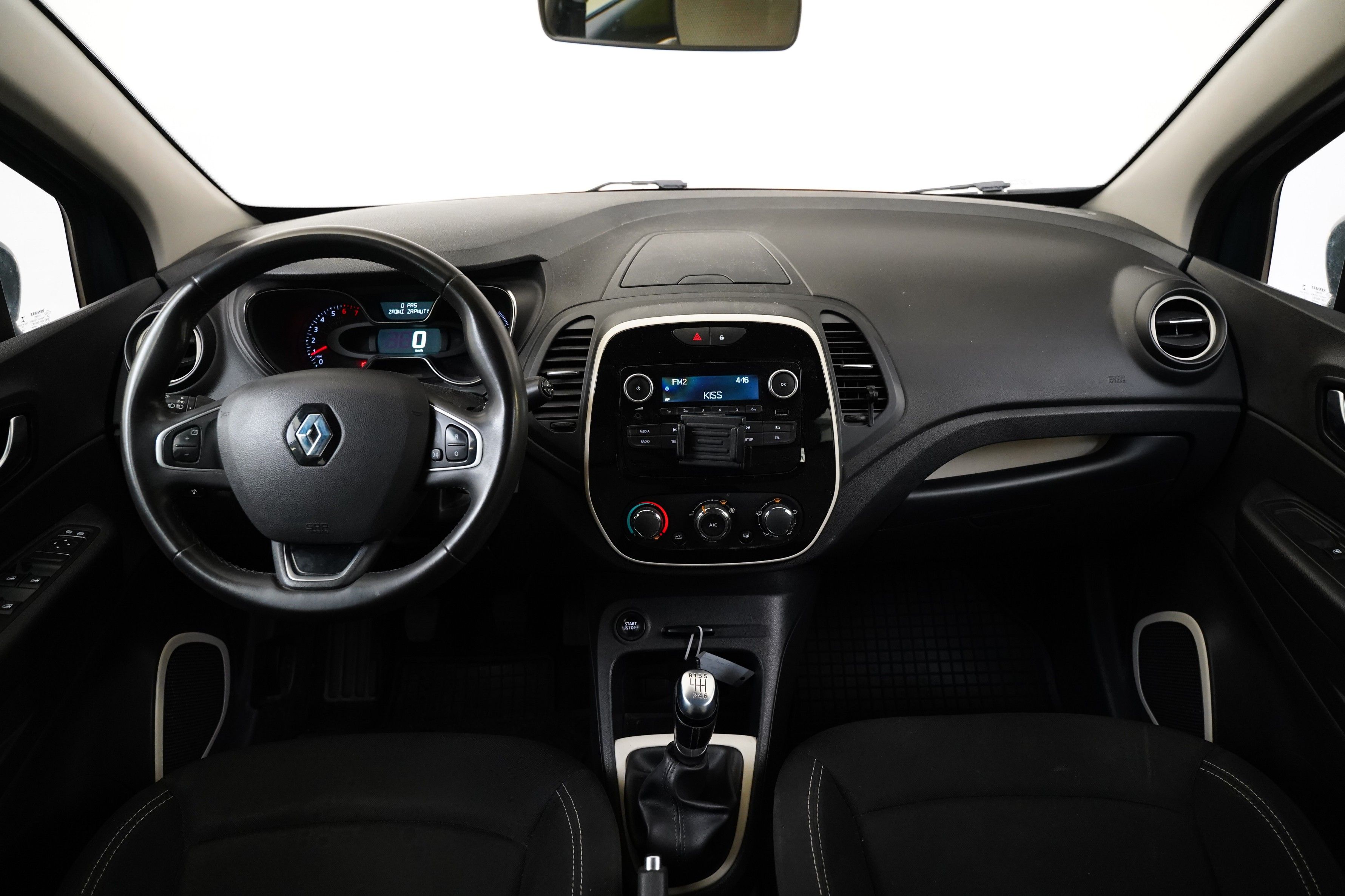 Renault Captur, 1.2 TCe 87 kW - fotka 5