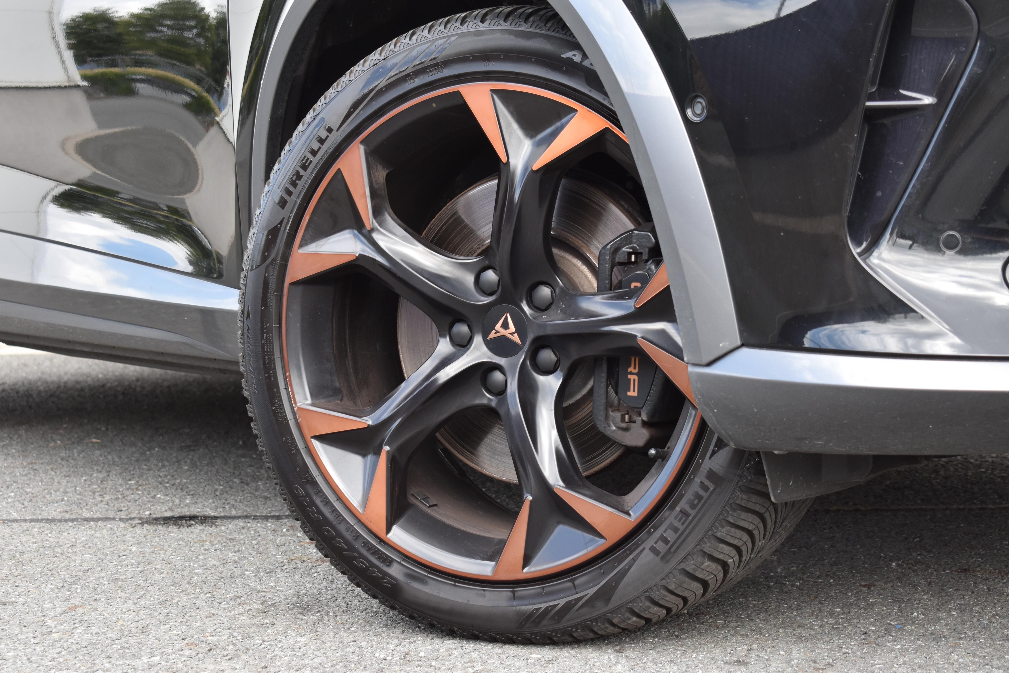 Cupra Formentor, VZ/228KW/DSG/BEATS/4DRIVE - fotka 2