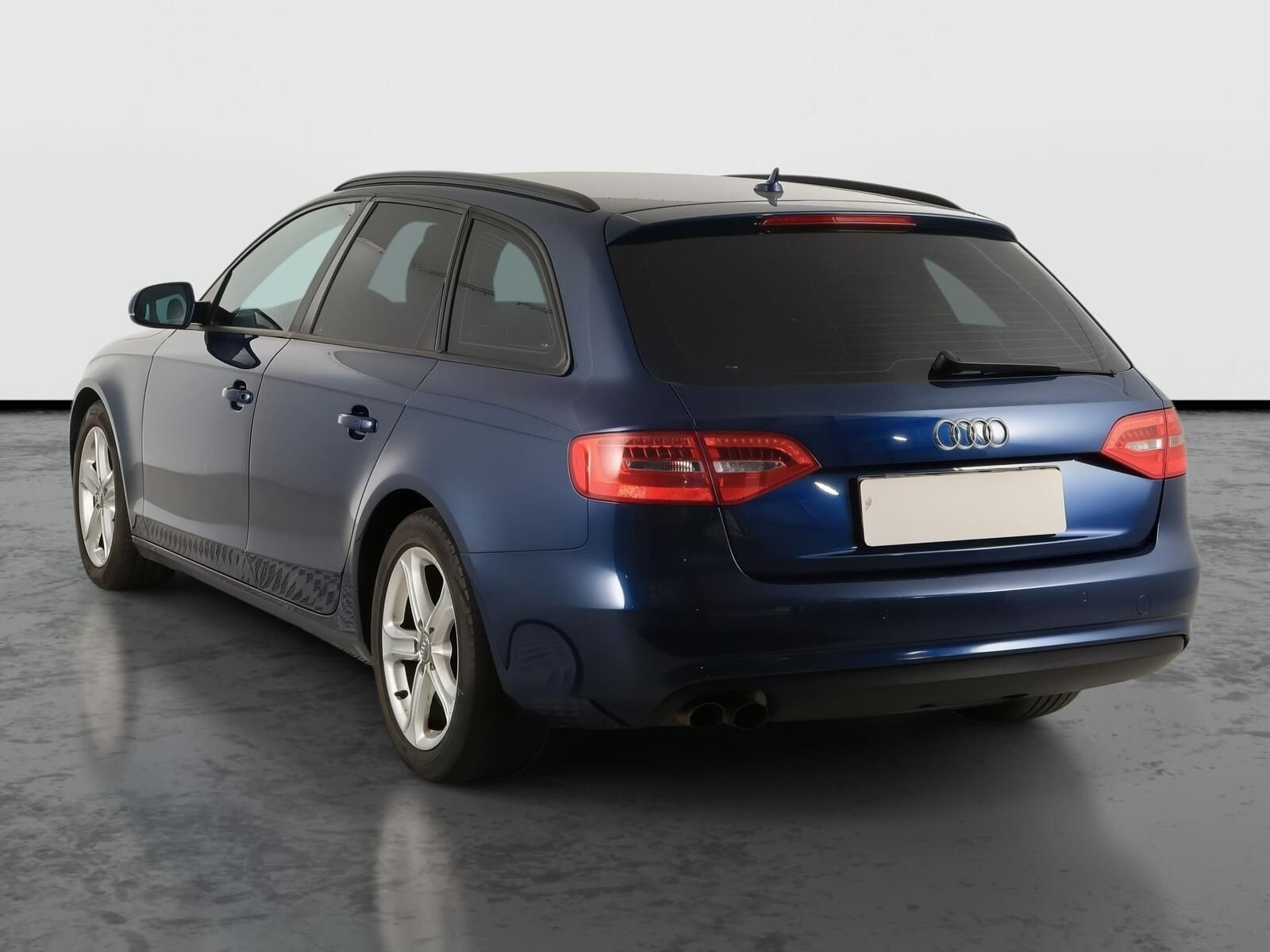 Audi A4, 2.0 TDI, Ambition, Navi - fotka 4