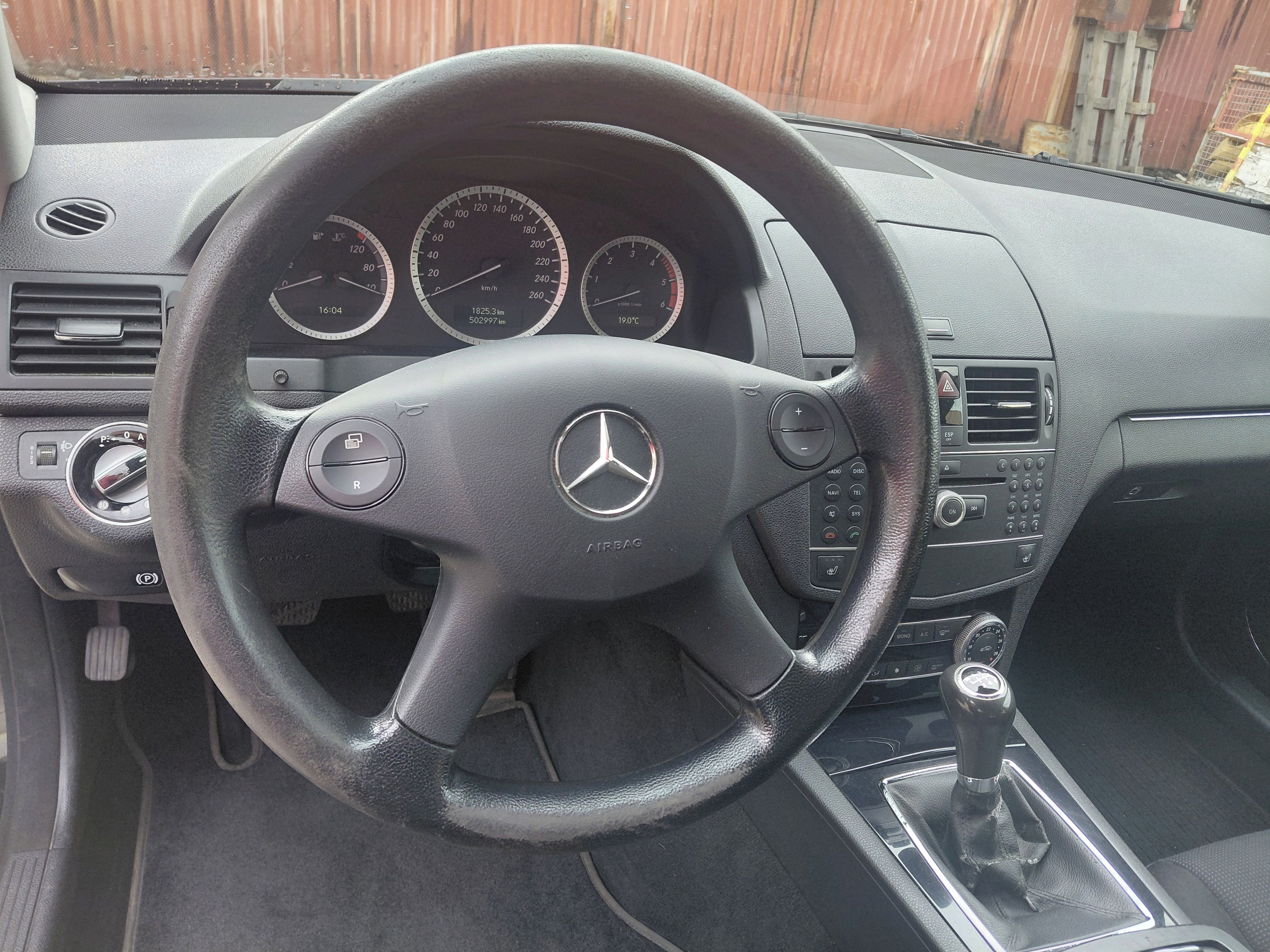 Mercedes-Benz Třídy C, C 200 CDI kombi  W204 100 kW - fotka 5