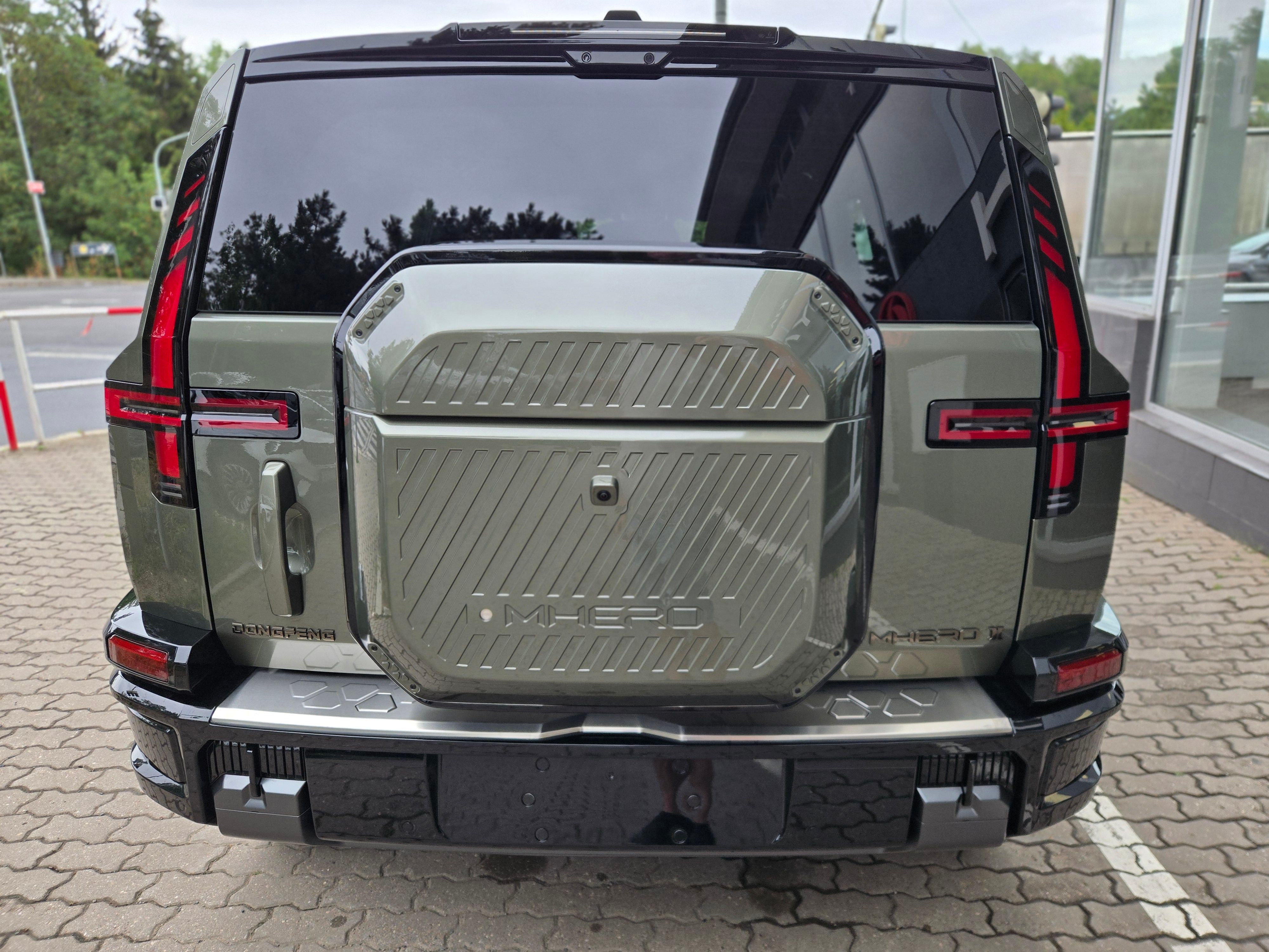 Dongfeng, M-HERO 817 E0 PHREV - fotka 6