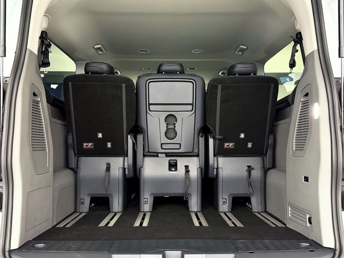 Ford Tourneo Custom, E-Tourneo, Titanium X, 64kWh - fotka 4