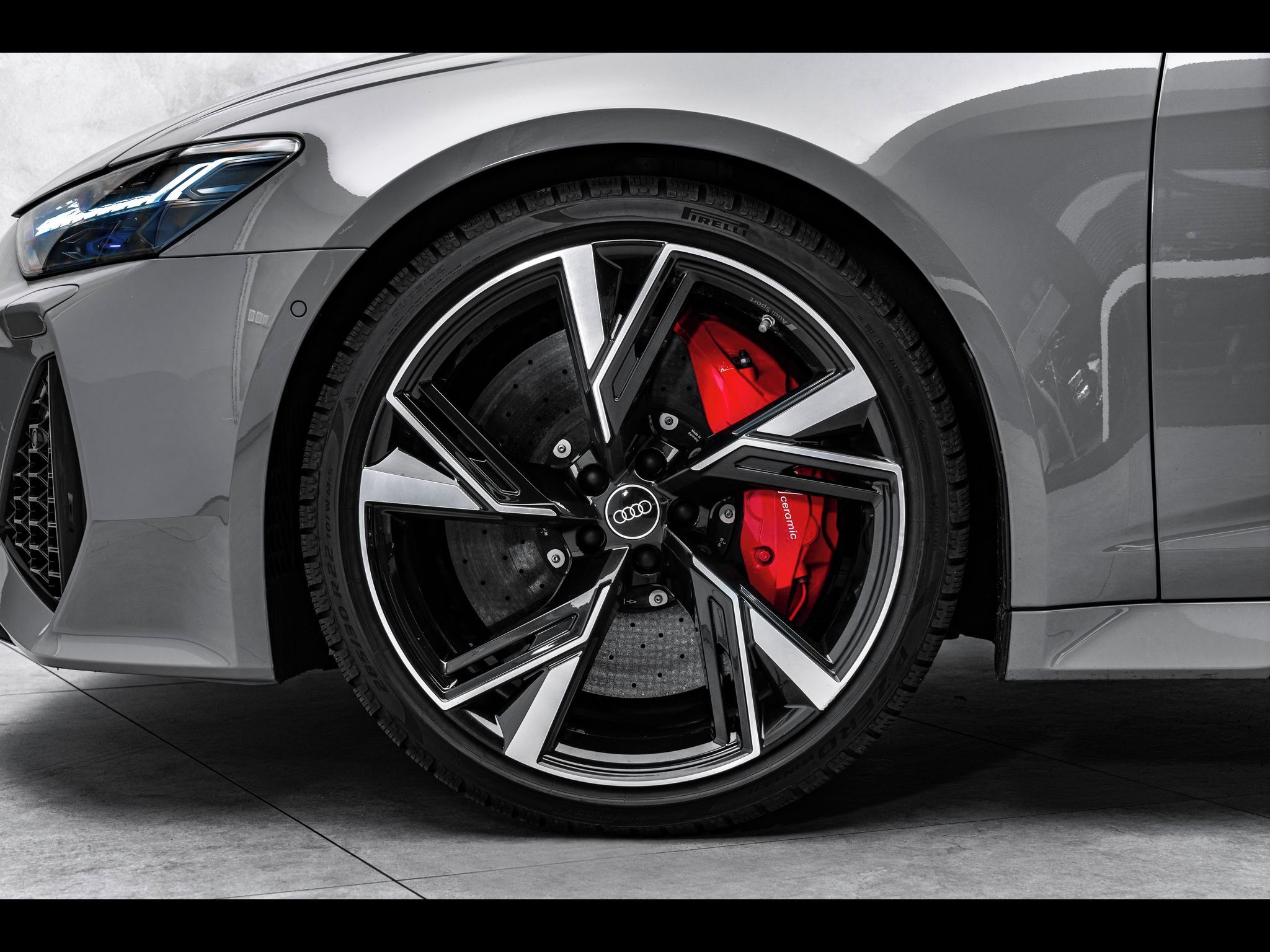 Audi RS6, Avant Dynamic Plus Keramiky - fotka 2