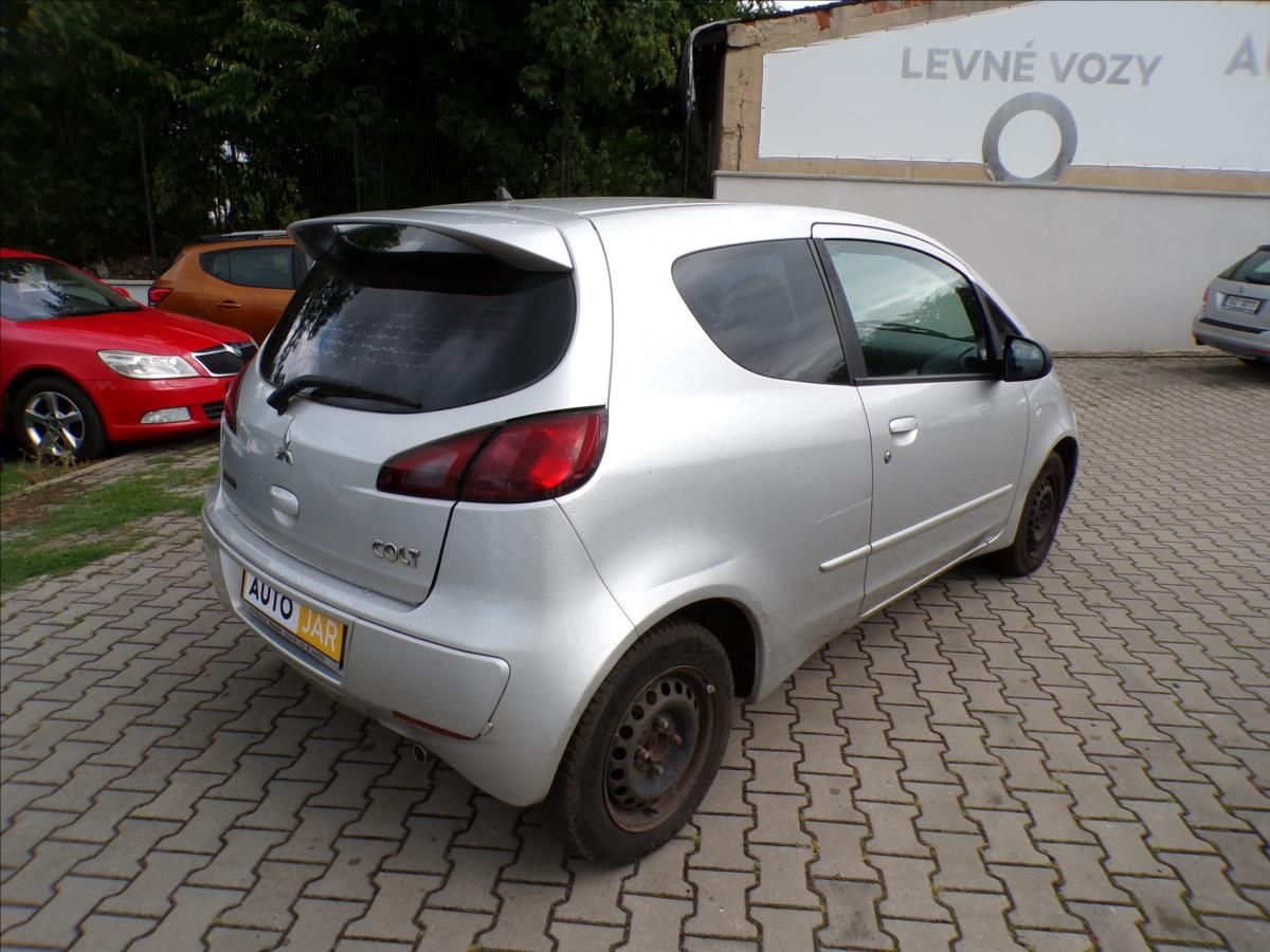Mitsubishi Colt, 1,3 i - fotka 5